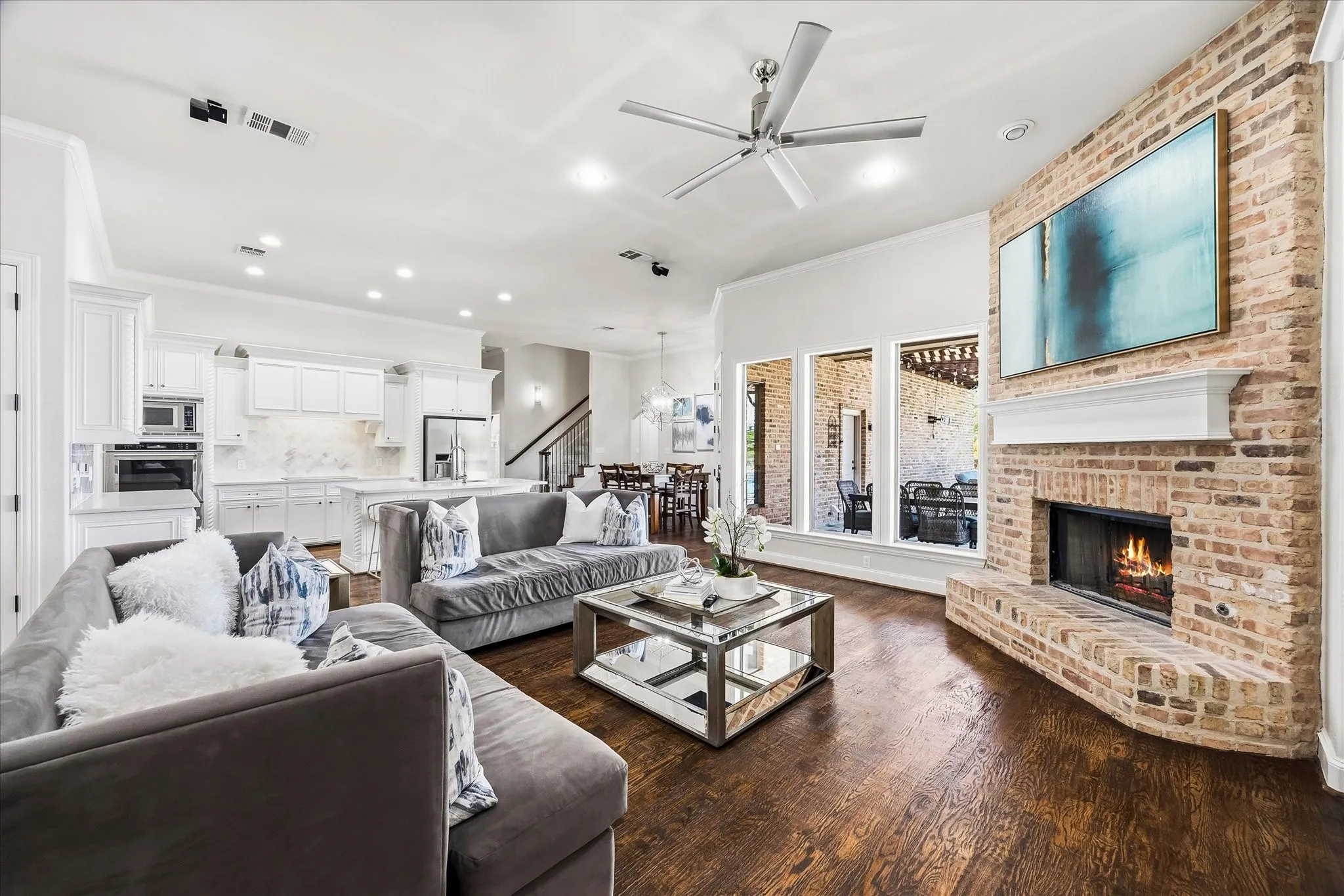 Single Family Residence For Sale in Rockwall County , 5 Wiltshire Court, Heath, Texas 75032, 5 Bedroom, 4 Bathroom, 3 Garage spaces, 4,407 Sqft, built in 2003, mls#21385623, Real Estate Agent in Heath, Homes For Sale in Rockwall county, Homes For Sale in Heath, Realtor in Heath Texas, Real Estate Brokerage Independent Realty Texas, Luminita Cordes Realtor