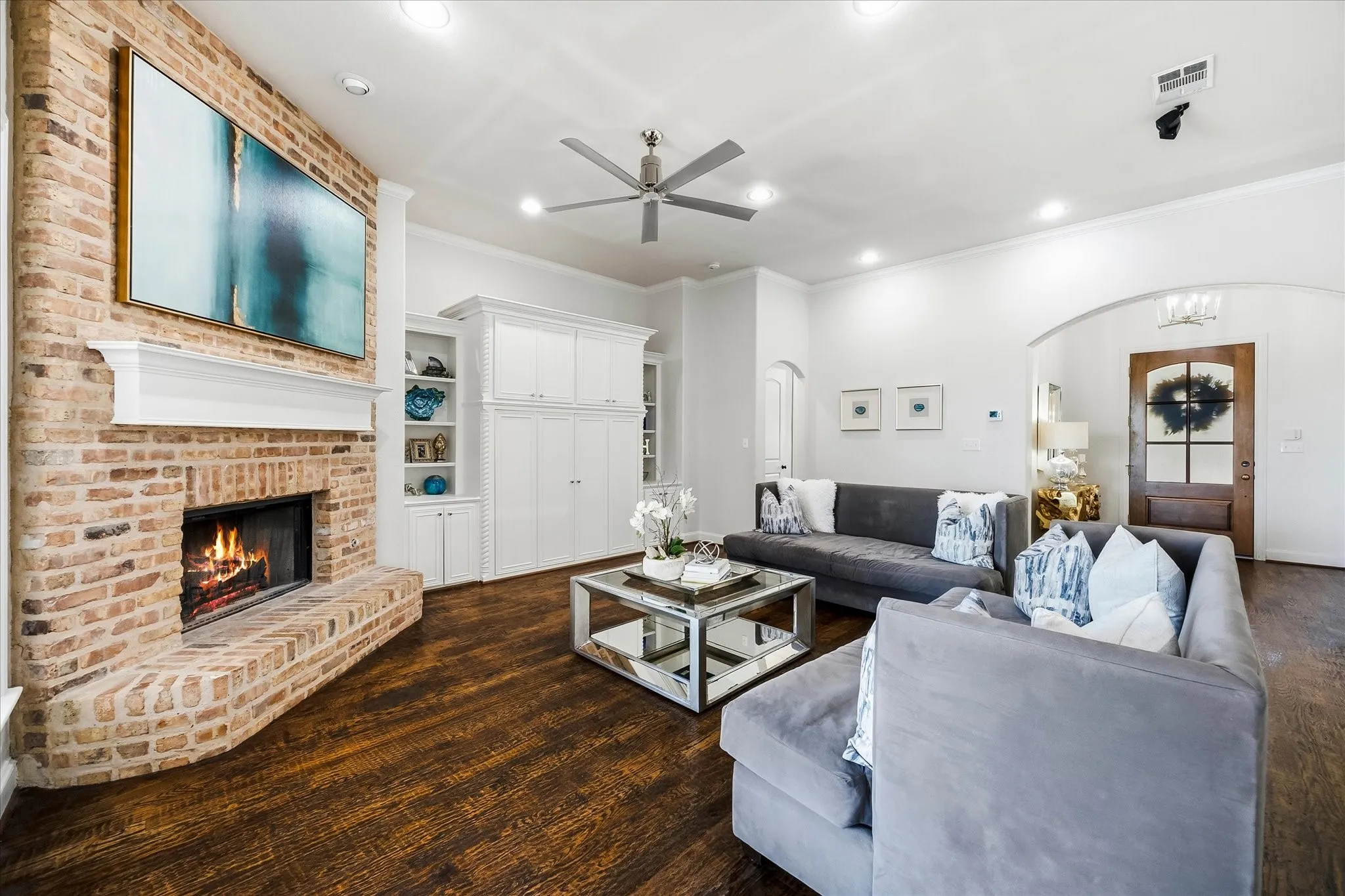 Single Family Residence For Sale in Rockwall County , 5 Wiltshire Court, Heath, Texas 75032, 5 Bedroom, 4 Bathroom, 3 Garage spaces, 4,407 Sqft, built in 2003, mls#21385623, Real Estate Agent in Heath, Homes For Sale in Rockwall county, Homes For Sale in Heath, Realtor in Heath Texas, Real Estate Brokerage Independent Realty Texas, Luminita Cordes Realtor