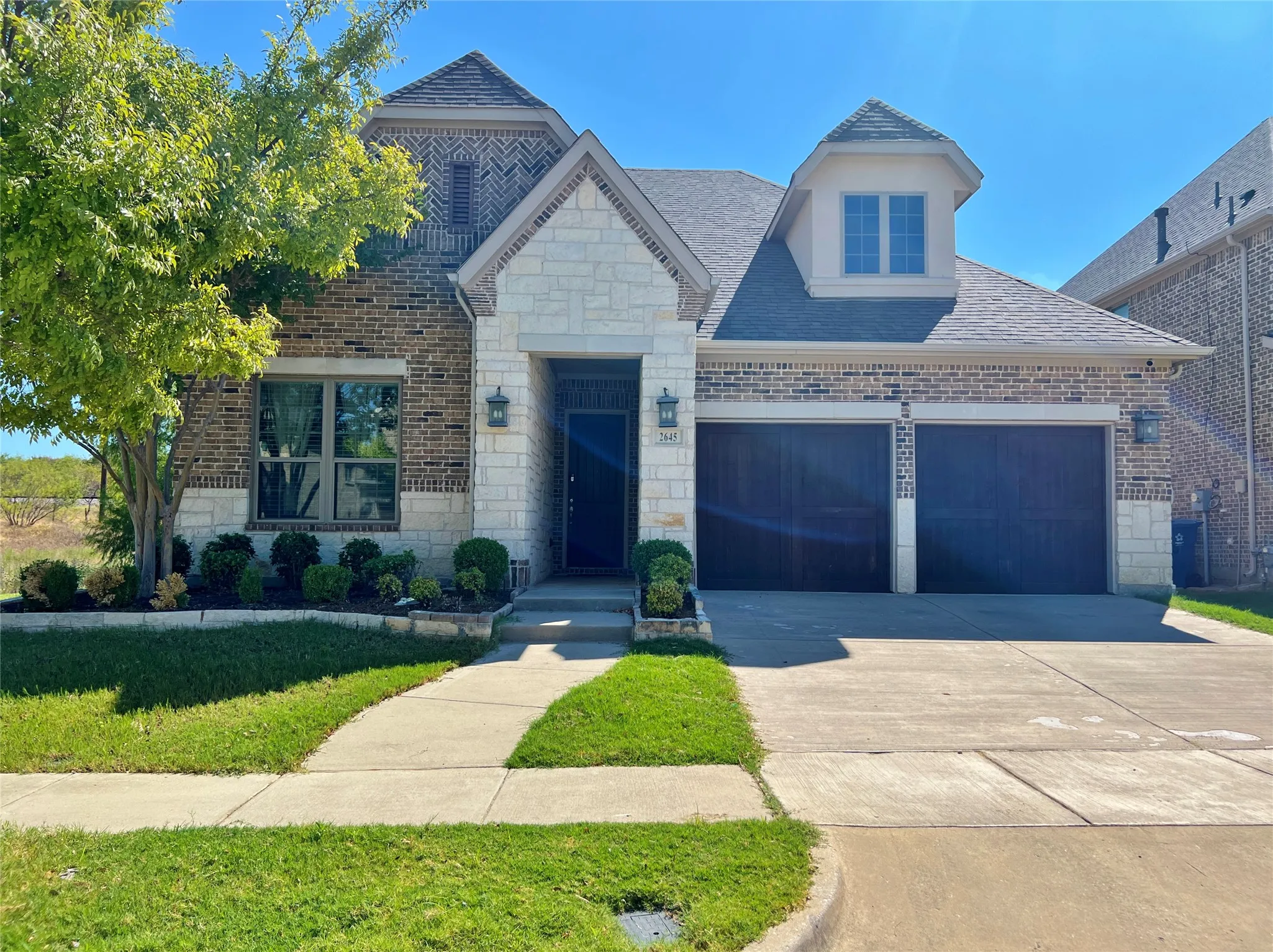 Single Family Residence For Rent in Denton County , 2645 Walnut Creek Lane, The Colony, Texas 75056, 3 Bedroom, 2 Bathroom, 3 Garage spaces, 2,338 Sqft, built in 2015, mls#21386774, Real Estate Agent in The Colony, Homes For Rent in Denton county, Homes For Rent in The Colony, Realtor in The Colony Texas, Real Estate Brokerage Independent Realty Texas, Luminita Cordes Realtor