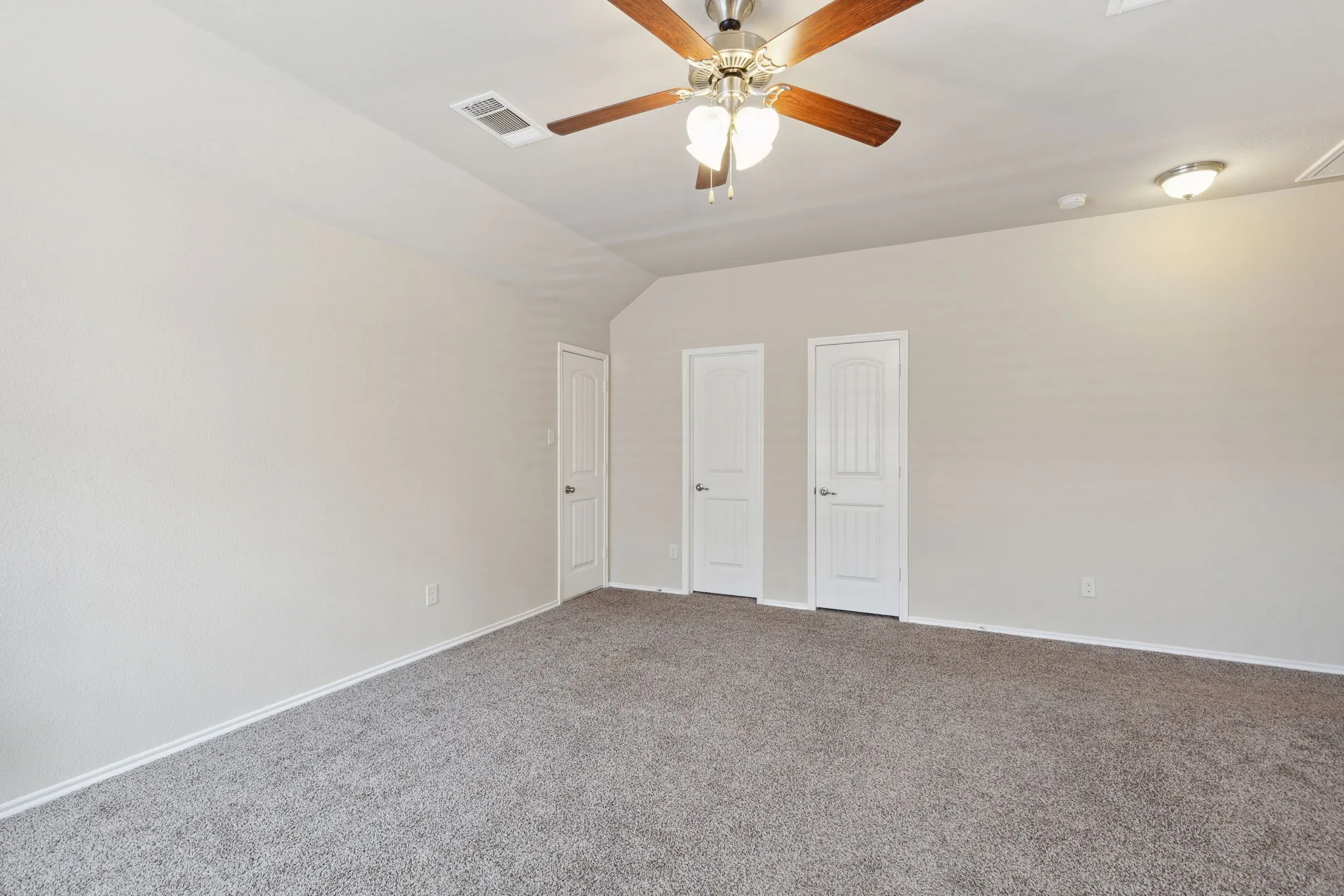 Single Family Residence For Rent in Collin County , 812 Gray Fox Drive, Mc Kinney, Texas 75071, 3 Bedroom, 3 Bathroom, 2 Garage spaces, 2,292 Sqft, built in 2016, mls#21386792, Real Estate Agent in Mc Kinney, Homes For Rent in Collin county, Homes For Rent in Mc Kinney, Realtor in Mc Kinney Texas, Real Estate Brokerage Independent Realty Texas, Luminita Cordes Realtor