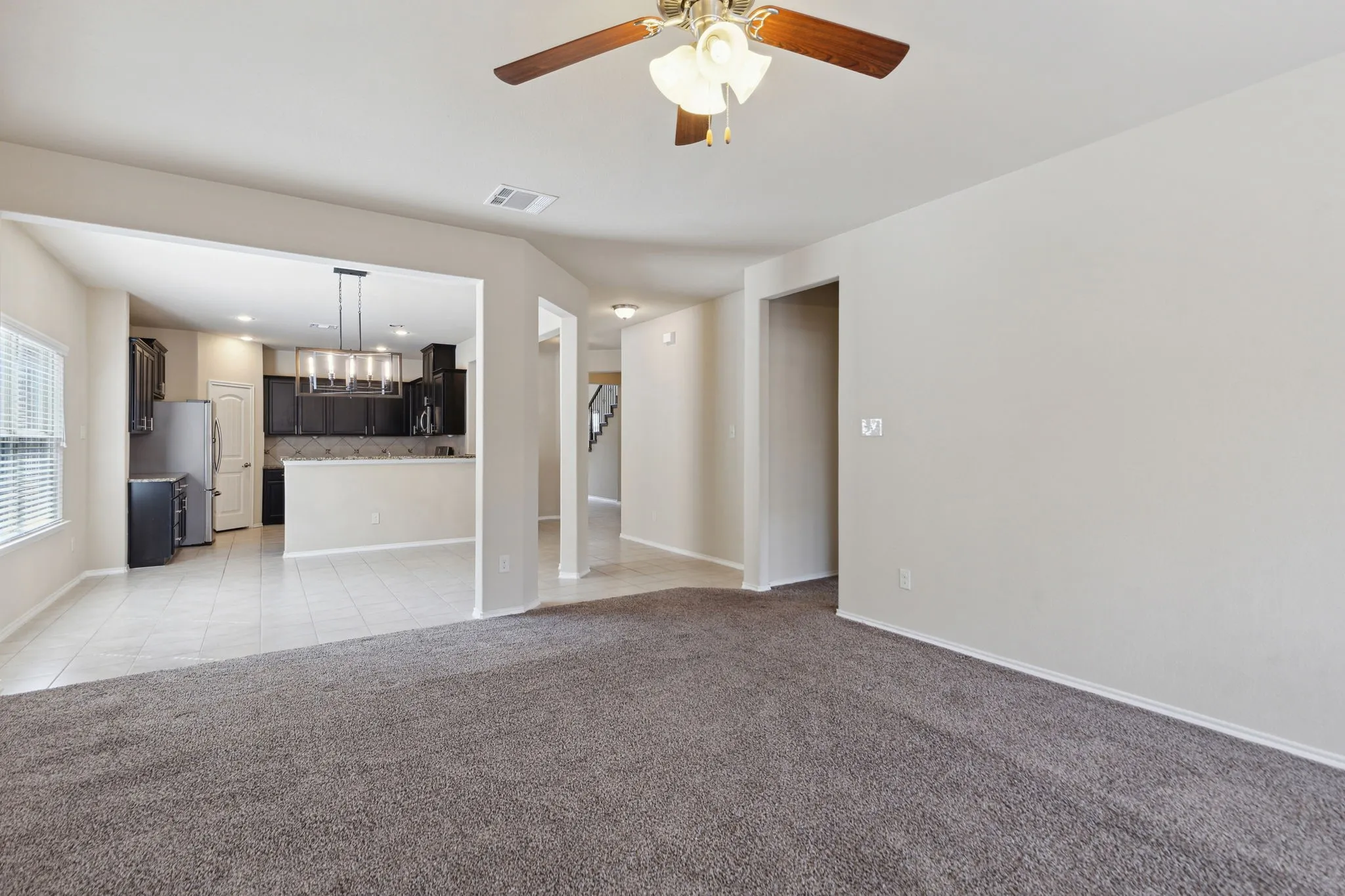 Single Family Residence For Rent in Collin County , 812 Gray Fox Drive, Mc Kinney, Texas 75071, 3 Bedroom, 3 Bathroom, 2 Garage spaces, 2,292 Sqft, built in 2016, mls#21386792, Real Estate Agent in Mc Kinney, Homes For Rent in Collin county, Homes For Rent in Mc Kinney, Realtor in Mc Kinney Texas, Real Estate Brokerage Independent Realty Texas, Luminita Cordes Realtor