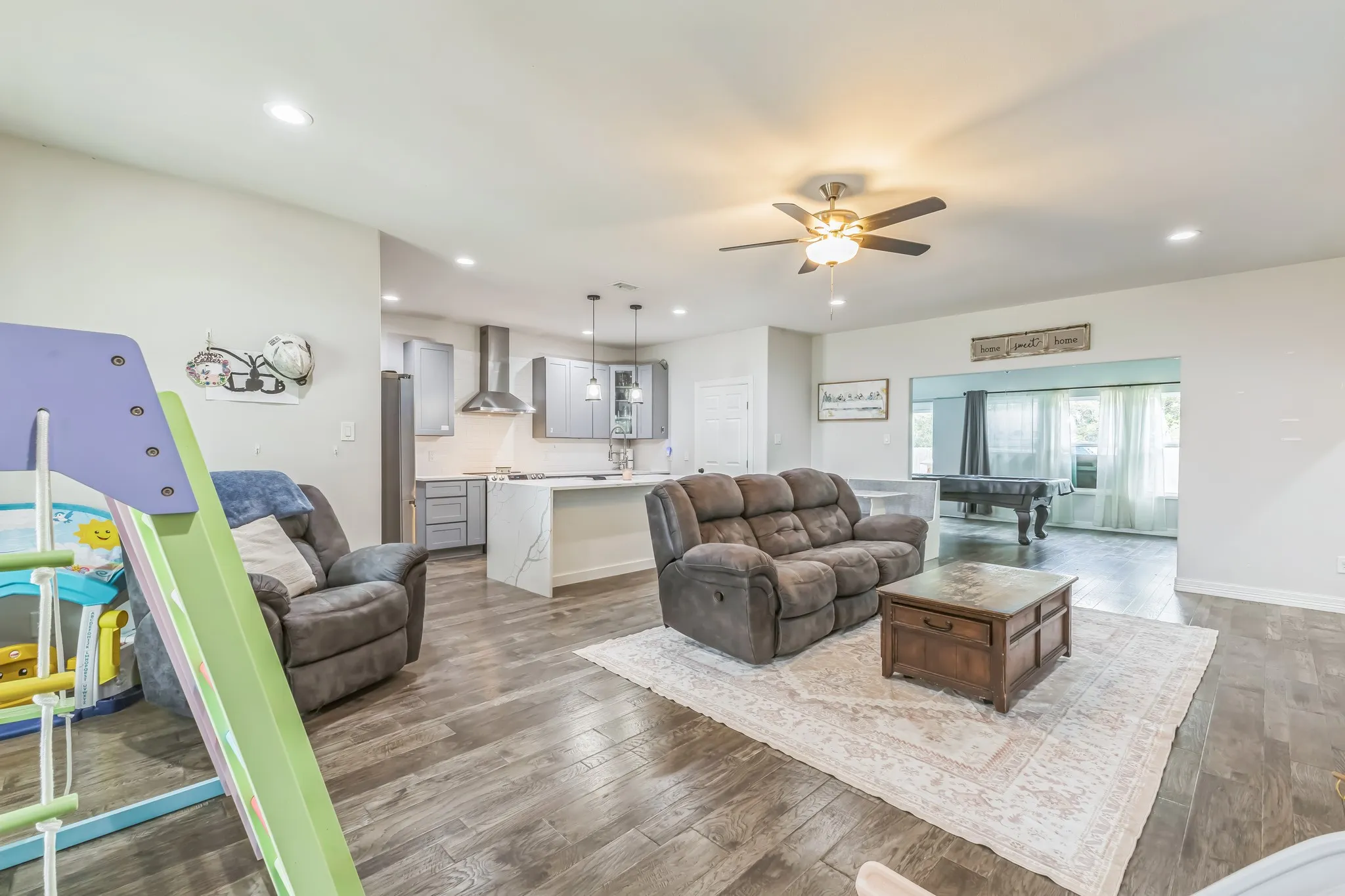 Single Family Residence For Rent in Kaufman County , 424 N Mcgraw Street, Forney, Texas 75126, 3 Bedroom, 2 Bathroom, 2 Garage spaces, 2,004 Sqft, built in 2022, mls#21386793, Real Estate Agent in Forney, Homes For Rent in Kaufman county, Homes For Rent in Forney, Realtor in Forney Texas, Real Estate Brokerage Independent Realty Texas, Luminita Cordes Realtor