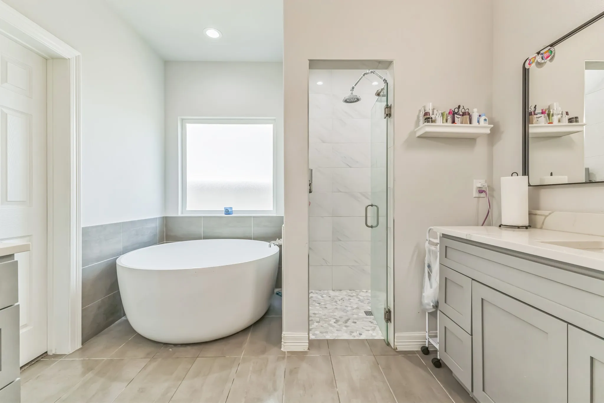 Single Family Residence For Rent in Kaufman County , 424 N Mcgraw Street, Forney, Texas 75126, 3 Bedroom, 2 Bathroom, 2 Garage spaces, 2,004 Sqft, built in 2022, mls#21386793, Real Estate Agent in Forney, Homes For Rent in Kaufman county, Homes For Rent in Forney, Realtor in Forney Texas, Real Estate Brokerage Independent Realty Texas, Luminita Cordes Realtor