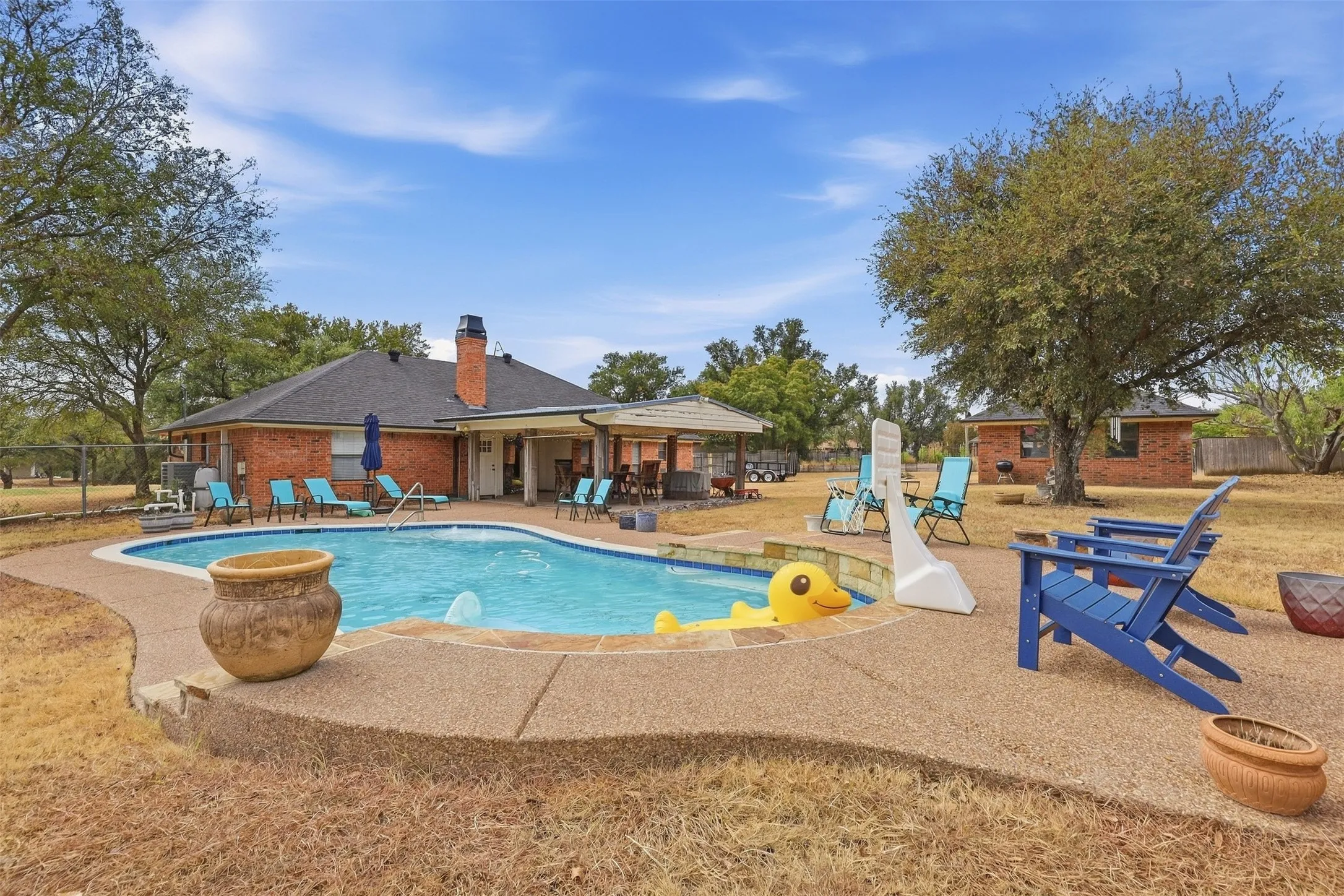 Single Family Residence For Sale in Parker County , 112 Fairway Drive, Willow Park, Texas 76087, 3 Bedroom, 3 Bathroom, Garage spaces, 2,362 Sqft, built in 1986, mls#21386468, Real Estate Agent in Willow Park, Homes For Sale in Parker county, Homes For Sale in Willow Park, Realtor in Willow Park Texas, Real Estate Brokerage Independent Realty Texas, Luminita Cordes Realtor