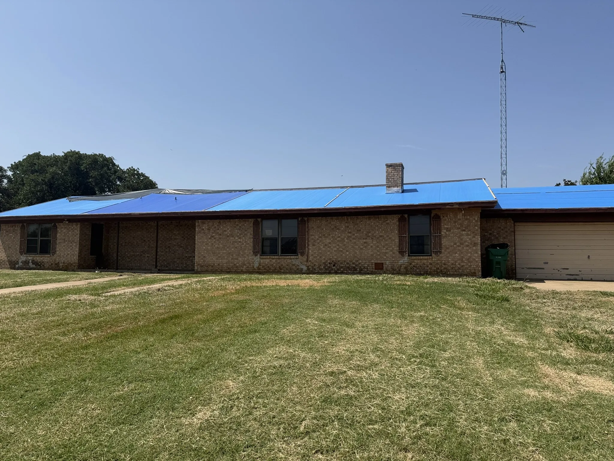 Single Family Residence For Sale in Eastland County , 319 County Road 164, Eastland, Texas 76448, 3 Bedroom, 2 Bathroom, 2 Garage spaces, 2,040 Sqft, built in 1984, mls#21275736, Real Estate Agent in Eastland, Homes For Sale in Eastland county, Homes For Sale in Eastland, Realtor in Eastland Texas, Real Estate Brokerage Independent Realty Texas, Luminita Cordes Realtor