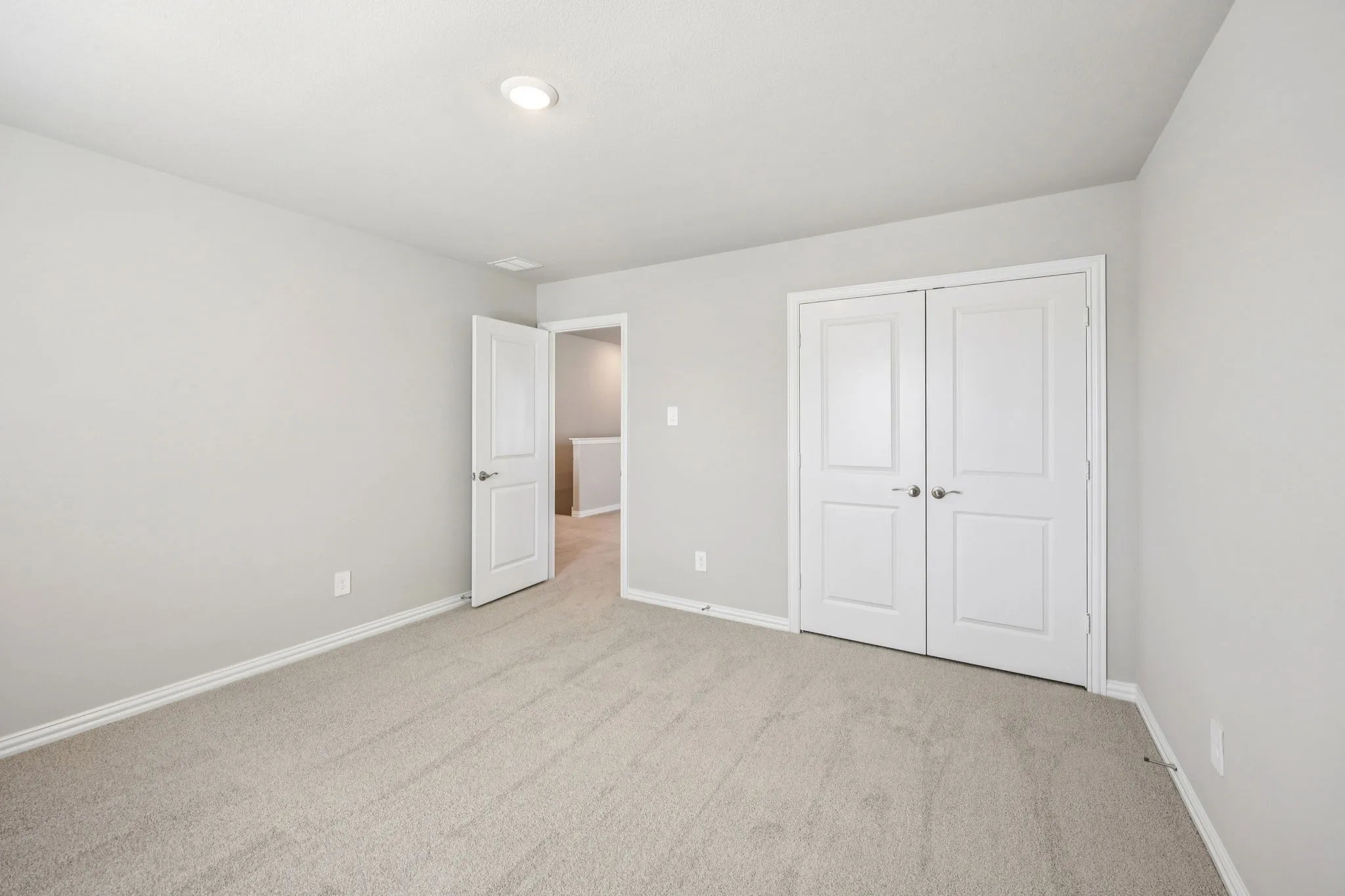 Photo is not of the actual home, but is an inspirational photo of builder’s model home and may depict options, furnishings, and/or decorator features that are not included.