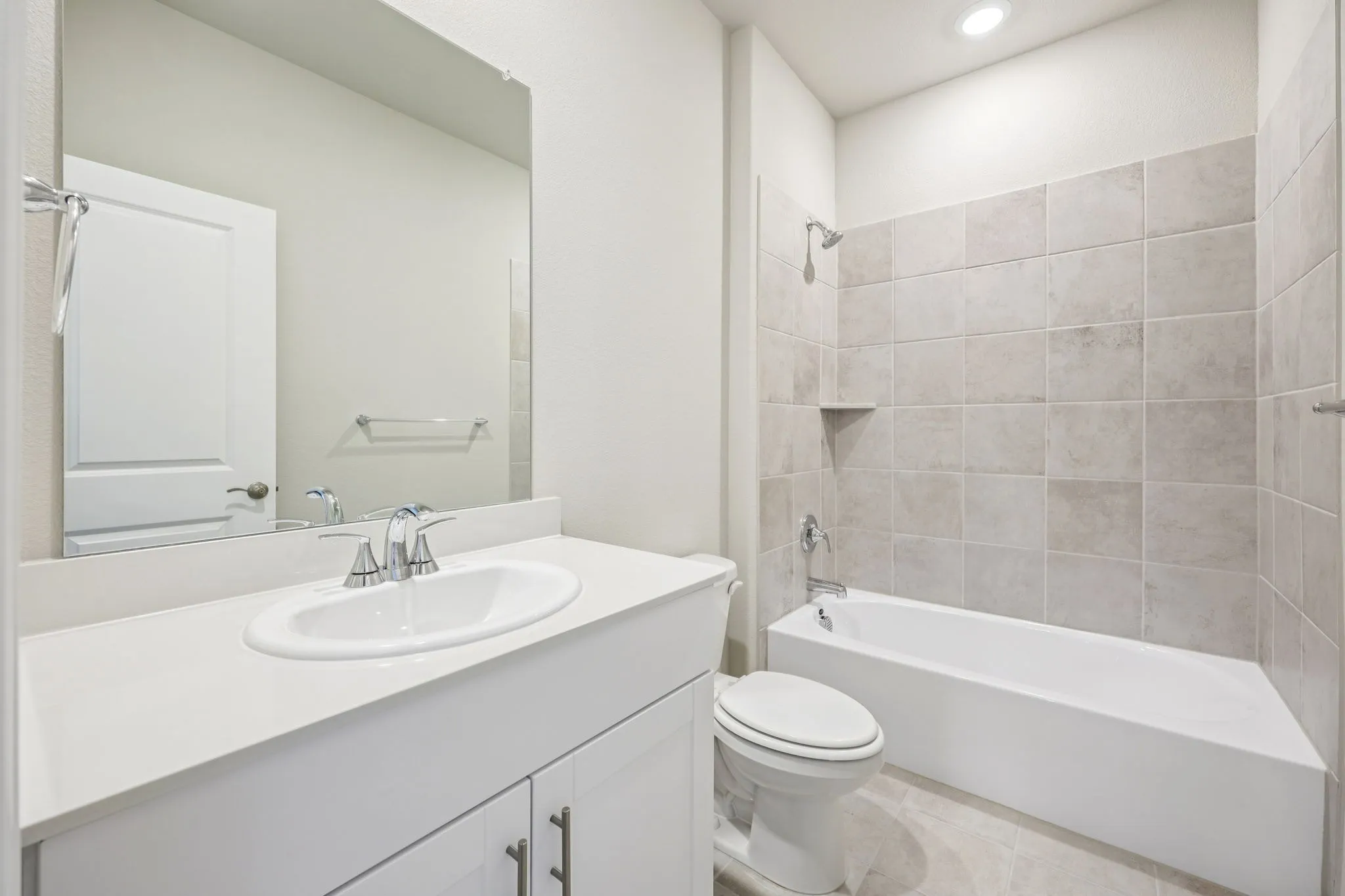 Photo is not of the actual home, but is an inspirational photo of builder’s model home and may depict options, furnishings, and/or decorator features that are not included.