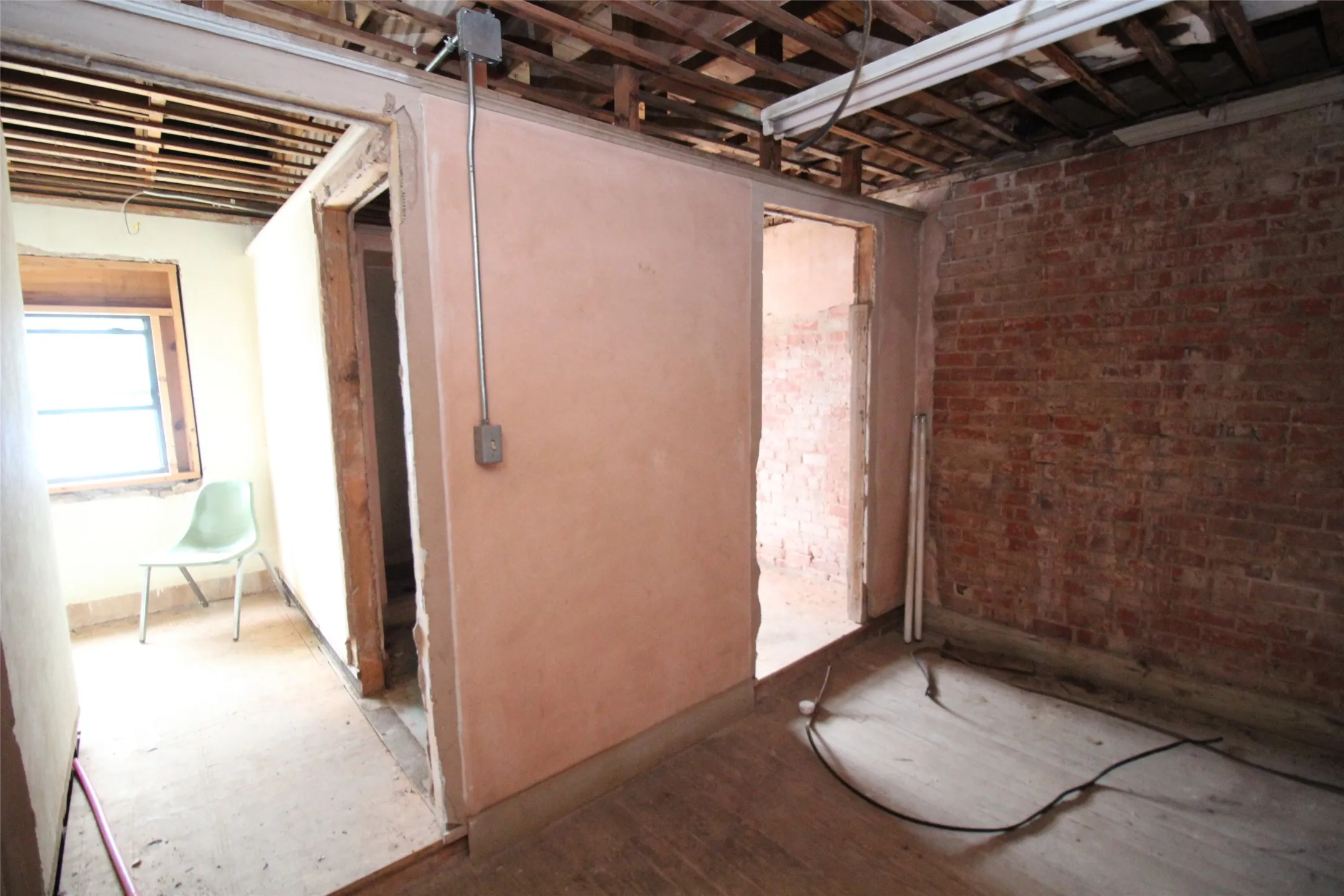 Office For Sale in Knox County , 202 N Central Avenue, Knox City, Texas 79529, 0, 0, Garage spaces, 0 Sqft, built in 1940, mls#21386794, Real Estate Agent in Knox City, Homes For Sale in Knox county, Homes For Sale in Knox City, Realtor in Knox City Texas, Real Estate Brokerage Independent Realty Texas, Luminita Cordes Realtor