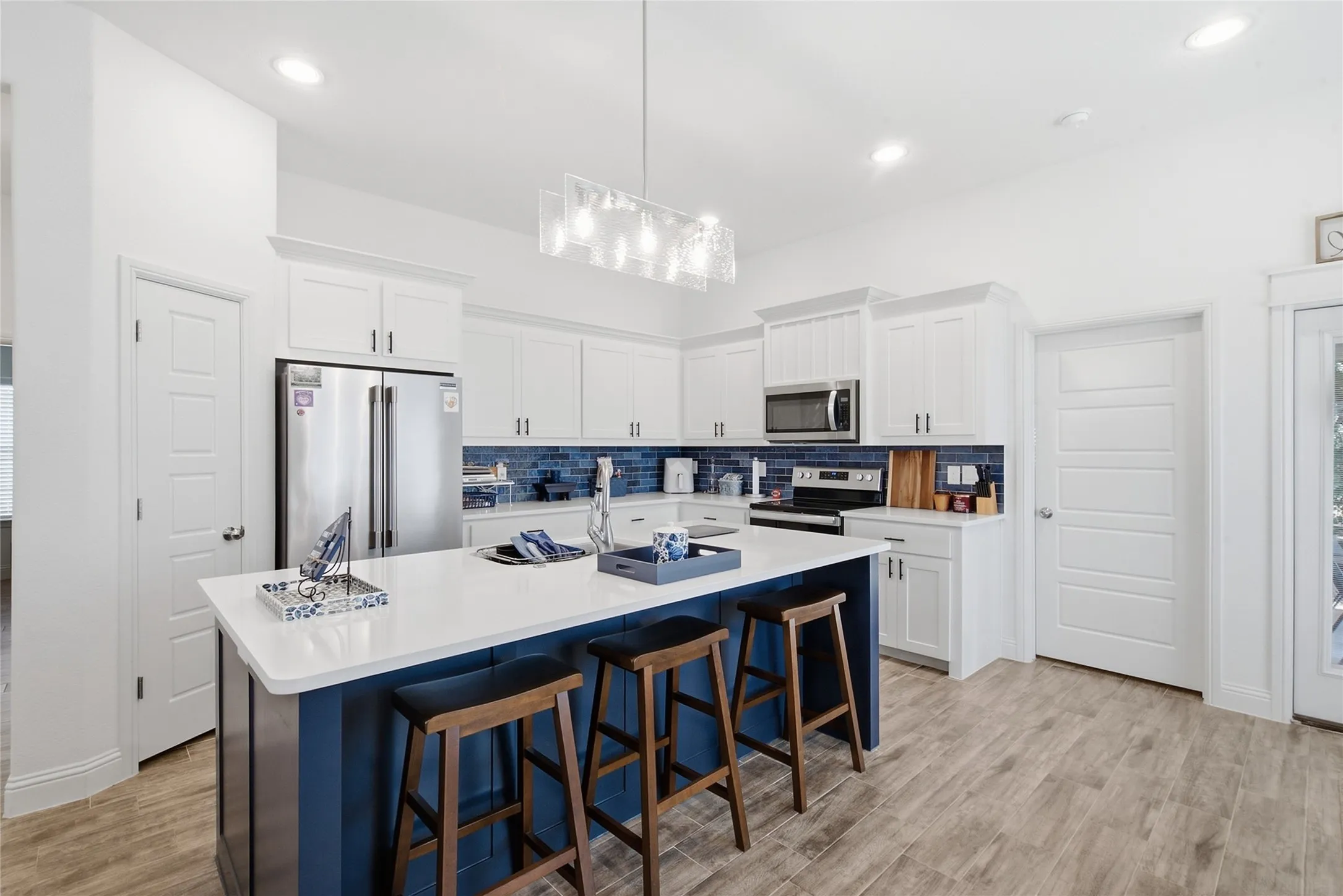 Single Family Residence For Sale in Parker County , 211 Clover Circle, Weatherford, Texas 76086, 3 Bedroom, 2 Bathroom, 2 Garage spaces, 1,332 Sqft, built in 2021, mls#21384045, Real Estate Agent in Weatherford, Homes For Sale in Parker county, Homes For Sale in Weatherford, Realtor in Weatherford Texas, Real Estate Brokerage Independent Realty Texas, Luminita Cordes Realtor