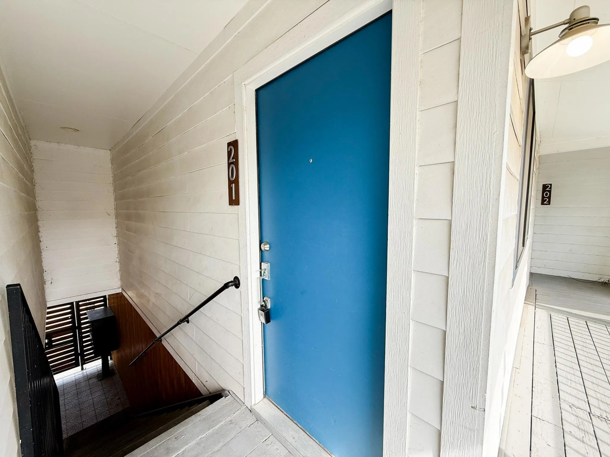 Apartment For Rent in Dallas County , 4526 Munger Avenue 201, Dallas, Texas 75204, 1 Bedroom, 1 Bathroom, Garage spaces, 543 Sqft, built in 1958, mls#21386789, Real Estate Agent in Dallas, Homes For Rent in Dallas county, Homes For Rent in Dallas, Realtor in Dallas Texas, Real Estate Brokerage Independent Realty Texas, Luminita Cordes Realtor