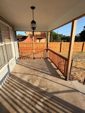 Single Family Residence For Rent in Brown County , 3611 Durham, Brownwood, Texas 76801, 3 Bedroom, 2 Bathroom, Garage spaces, 964 Sqft, built in 0, mls#21386795, Real Estate Agent in Brownwood, Homes For Rent in Brown county, Homes For Rent in Brownwood, Realtor in Brownwood Texas, Real Estate Brokerage Independent Realty Texas, Luminita Cordes Realtor