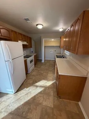 Single Family Residence For Rent in Brown County , 3611 Durham, Brownwood, Texas 76801, 3 Bedroom, 2 Bathroom, Garage spaces, 964 Sqft, built in 0, mls#21386795, Real Estate Agent in Brownwood, Homes For Rent in Brown county, Homes For Rent in Brownwood, Realtor in Brownwood Texas, Real Estate Brokerage Independent Realty Texas, Luminita Cordes Realtor