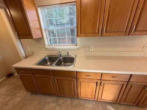 Single Family Residence For Rent in Brown County , 3611 Durham, Brownwood, Texas 76801, 3 Bedroom, 2 Bathroom, Garage spaces, 964 Sqft, built in 0, mls#21386795, Real Estate Agent in Brownwood, Homes For Rent in Brown county, Homes For Rent in Brownwood, Realtor in Brownwood Texas, Real Estate Brokerage Independent Realty Texas, Luminita Cordes Realtor