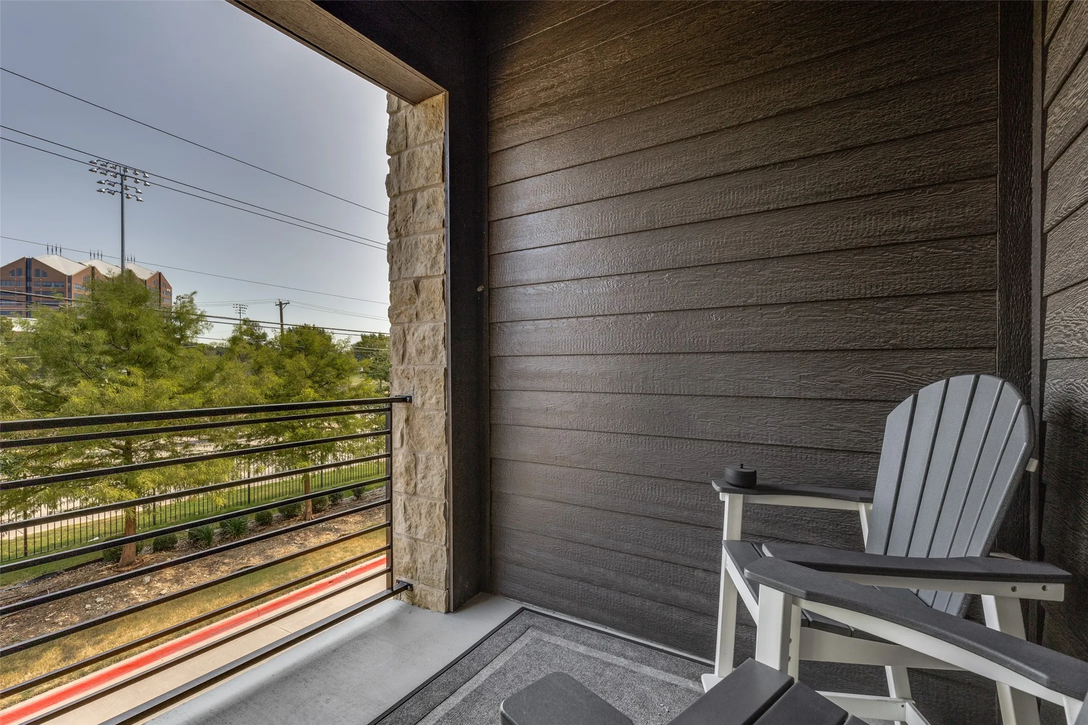 Townhouse For Sale in Dallas County , 4060 Spring Valley Road 101, Farmers Branch, Texas 75244, 3 Bedroom, 5 Bathroom, 2 Garage spaces, 2,347 Sqft, built in 2016, mls#21386587, Real Estate Agent in Farmers Branch, Homes For Sale in Dallas county, Homes For Sale in Farmers Branch, Realtor in Farmers Branch Texas, Real Estate Brokerage Independent Realty Texas, Luminita Cordes Realtor
