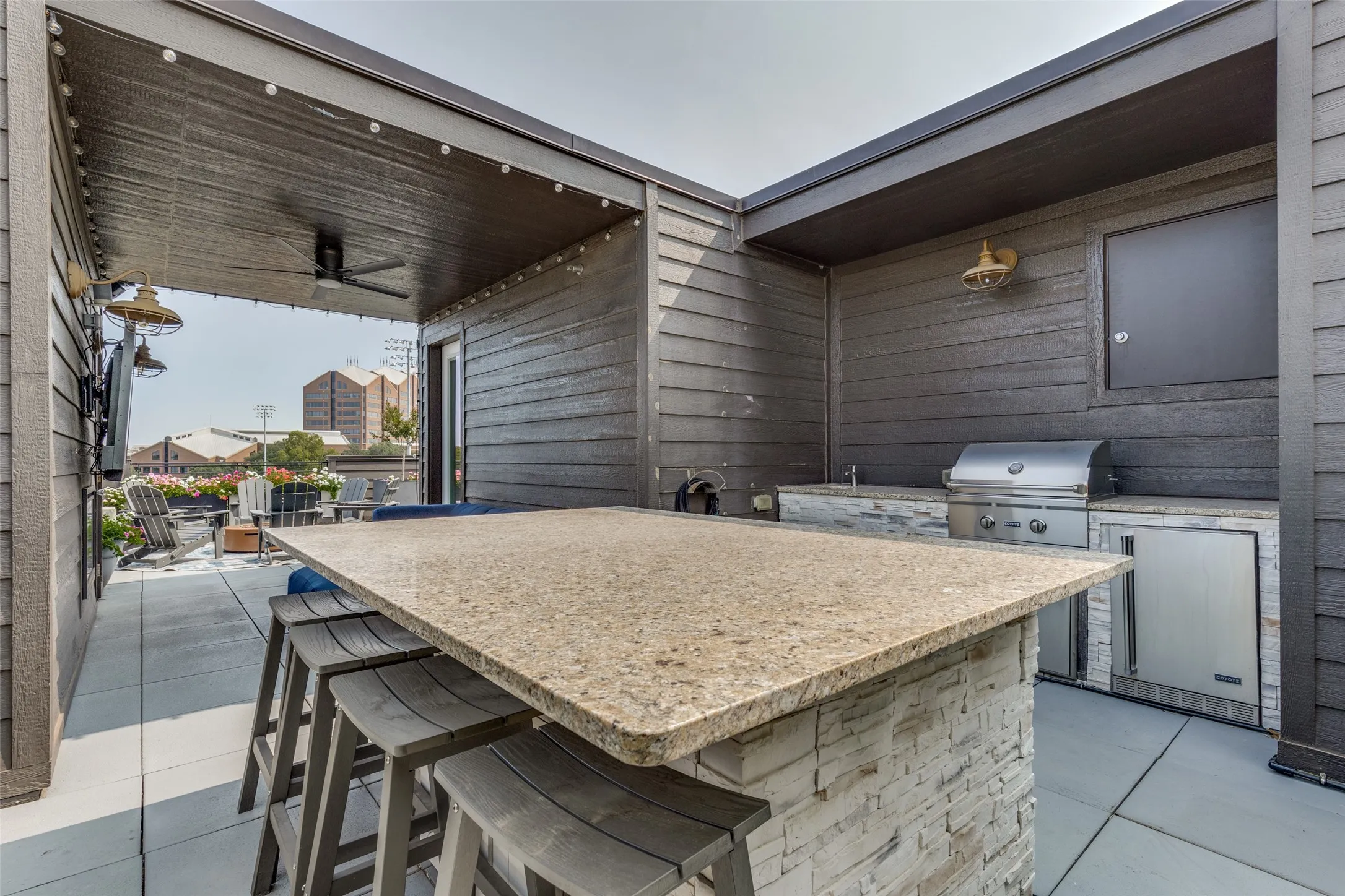 Townhouse For Sale in Dallas County , 4060 Spring Valley Road 101, Farmers Branch, Texas 75244, 3 Bedroom, 5 Bathroom, 2 Garage spaces, 2,347 Sqft, built in 2016, mls#21386587, Real Estate Agent in Farmers Branch, Homes For Sale in Dallas county, Homes For Sale in Farmers Branch, Realtor in Farmers Branch Texas, Real Estate Brokerage Independent Realty Texas, Luminita Cordes Realtor