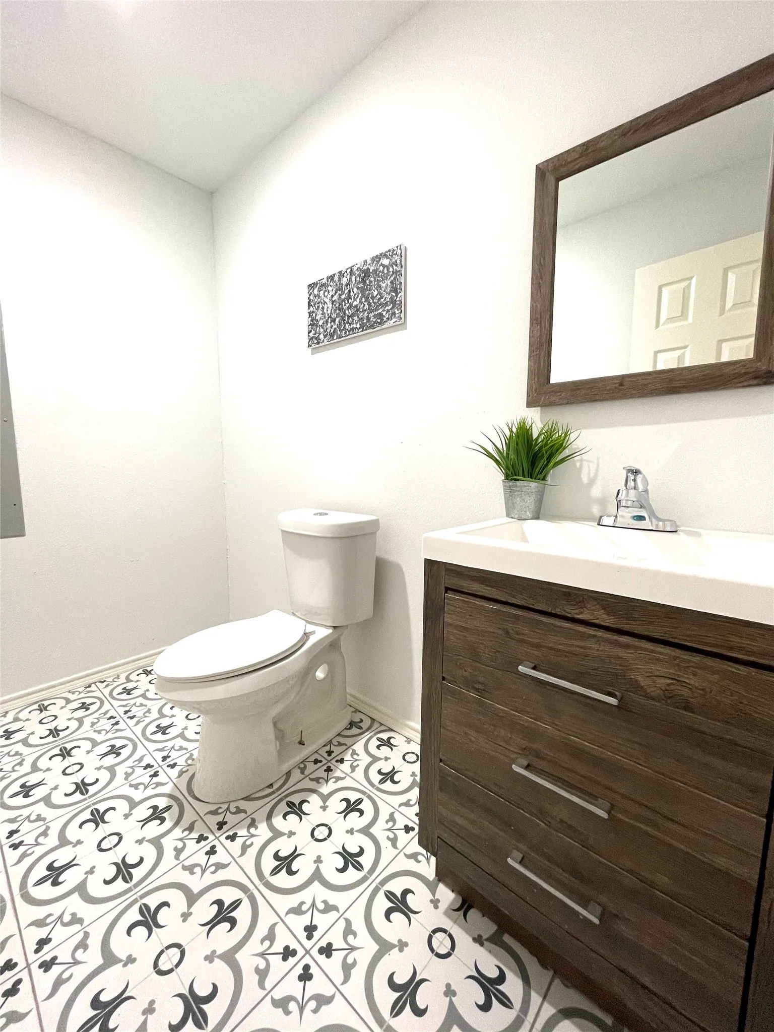 Single Family Residence For Rent in Hunt County , 812 Sundance Drive, Quinlan, Texas 75474, 2 Bedroom, 2 Bathroom, Garage spaces, 864 Sqft, built in 2000, mls#21386799, Real Estate Agent in Quinlan, Homes For Rent in Hunt county, Homes For Rent in Quinlan, Realtor in Quinlan Texas, Real Estate Brokerage Independent Realty Texas, Luminita Cordes Realtor