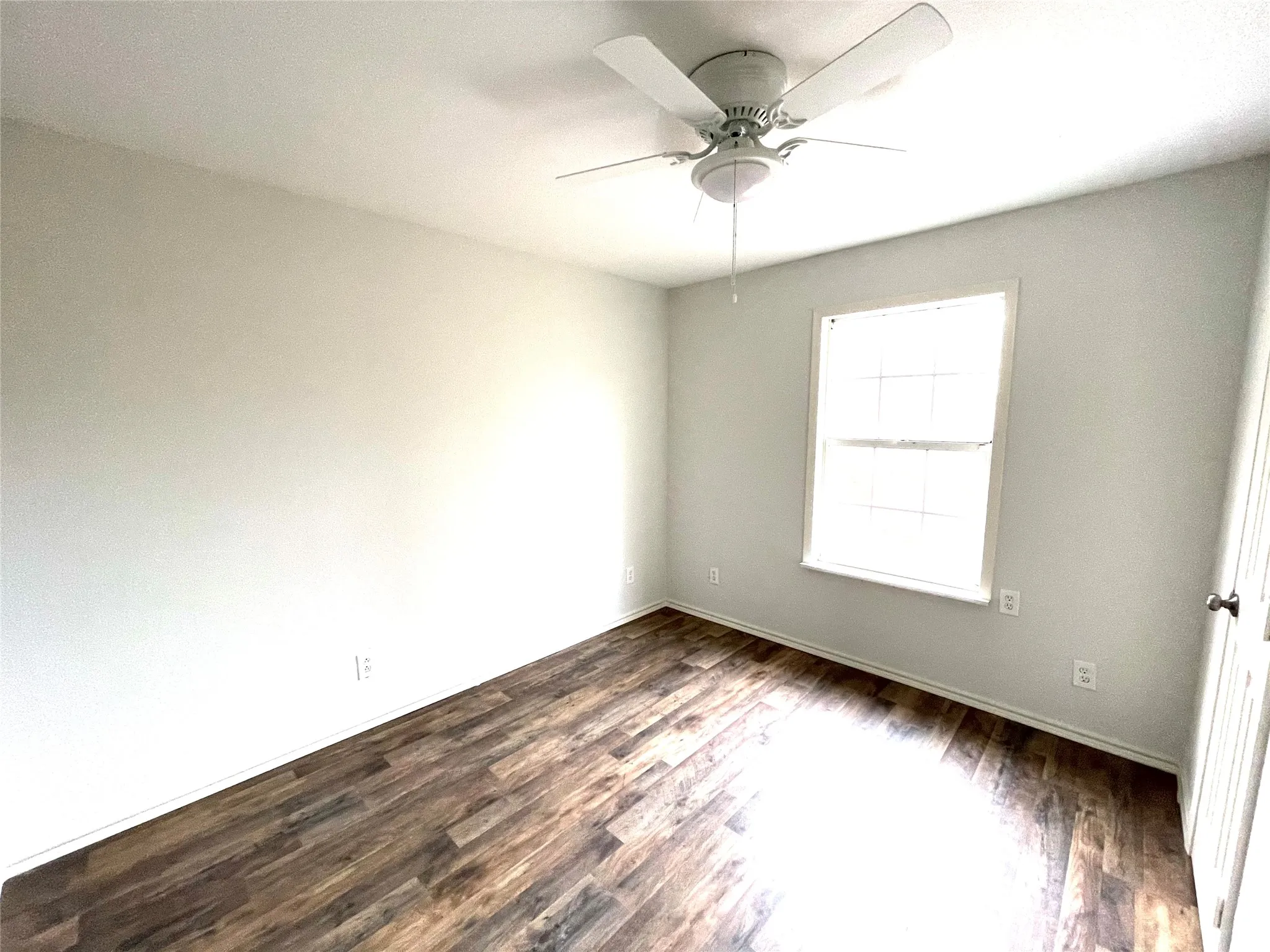Single Family Residence For Rent in Hunt County , 812 Sundance Drive, Quinlan, Texas 75474, 2 Bedroom, 2 Bathroom, Garage spaces, 864 Sqft, built in 2000, mls#21386799, Real Estate Agent in Quinlan, Homes For Rent in Hunt county, Homes For Rent in Quinlan, Realtor in Quinlan Texas, Real Estate Brokerage Independent Realty Texas, Luminita Cordes Realtor