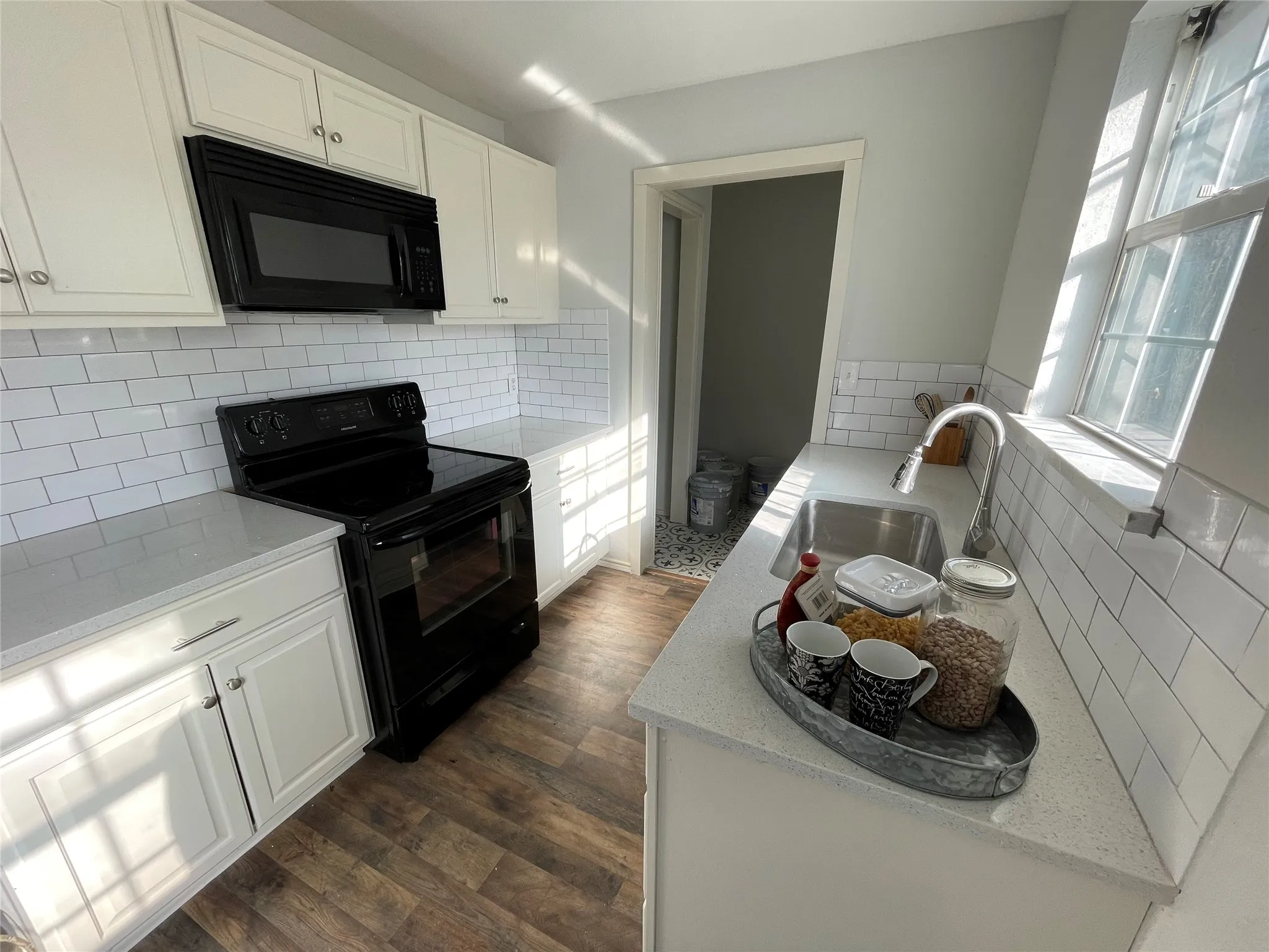 Single Family Residence For Rent in Hunt County , 812 Sundance Drive, Quinlan, Texas 75474, 2 Bedroom, 2 Bathroom, Garage spaces, 864 Sqft, built in 2000, mls#21386799, Real Estate Agent in Quinlan, Homes For Rent in Hunt county, Homes For Rent in Quinlan, Realtor in Quinlan Texas, Real Estate Brokerage Independent Realty Texas, Luminita Cordes Realtor