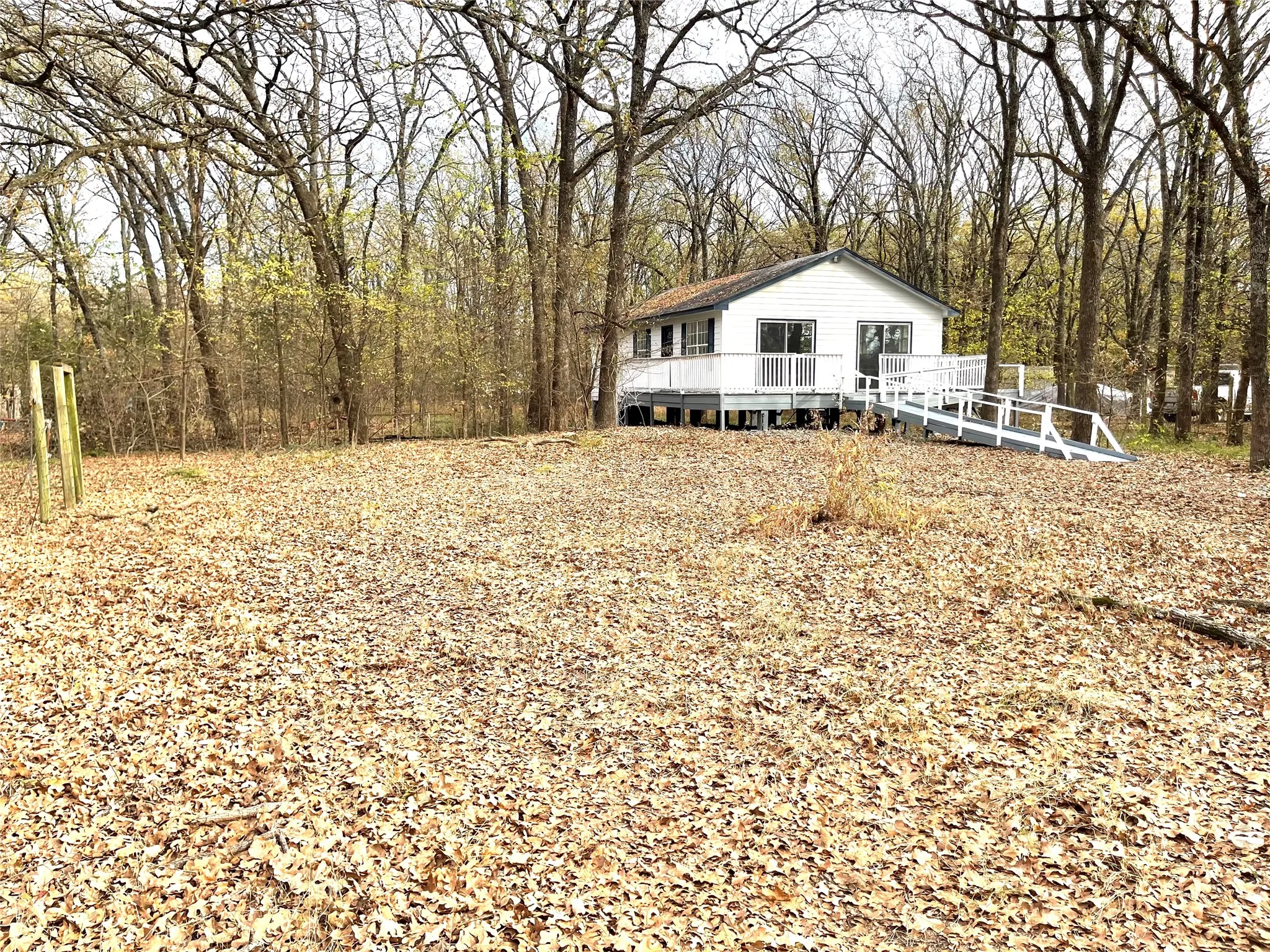 Single Family Residence For Rent in Hunt County , 812 Sundance Drive, Quinlan, Texas 75474, 2 Bedroom, 2 Bathroom, Garage spaces, 864 Sqft, built in 2000, mls#21386799, Real Estate Agent in Quinlan, Homes For Rent in Hunt county, Homes For Rent in Quinlan, Realtor in Quinlan Texas, Real Estate Brokerage Independent Realty Texas, Luminita Cordes Realtor