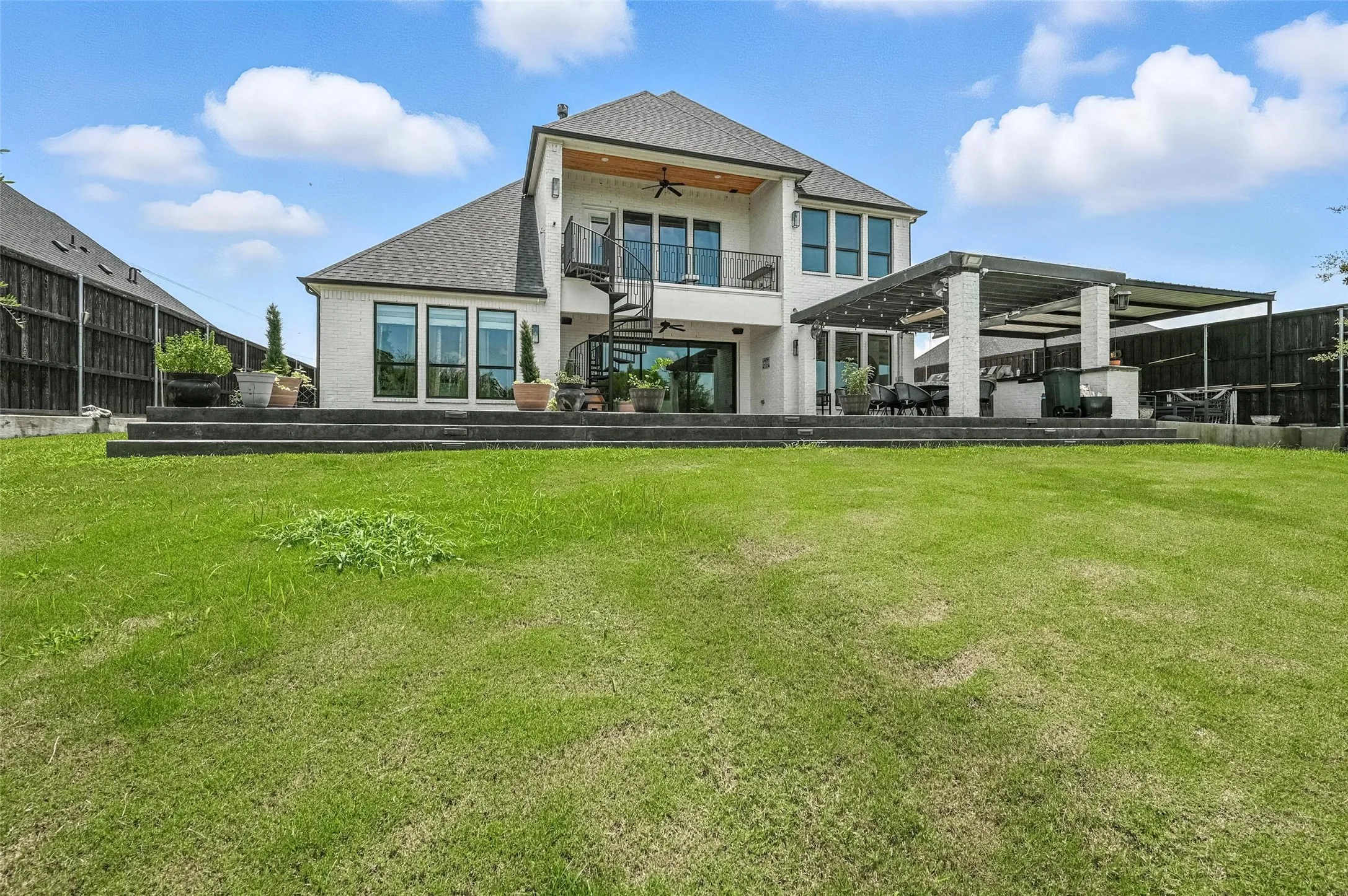 Single Family Residence For Rent in Tarrant County , 5105 Havana Drive, Mansfield, Texas 76063, 4 Bedroom, 4 Bathroom, 3 Garage spaces, 3,718 Sqft, built in 2021, mls#21386818, Real Estate Agent in Mansfield, Homes For Rent in Tarrant county, Homes For Rent in Mansfield, Realtor in Mansfield Texas, Real Estate Brokerage Independent Realty Texas, Luminita Cordes Realtor