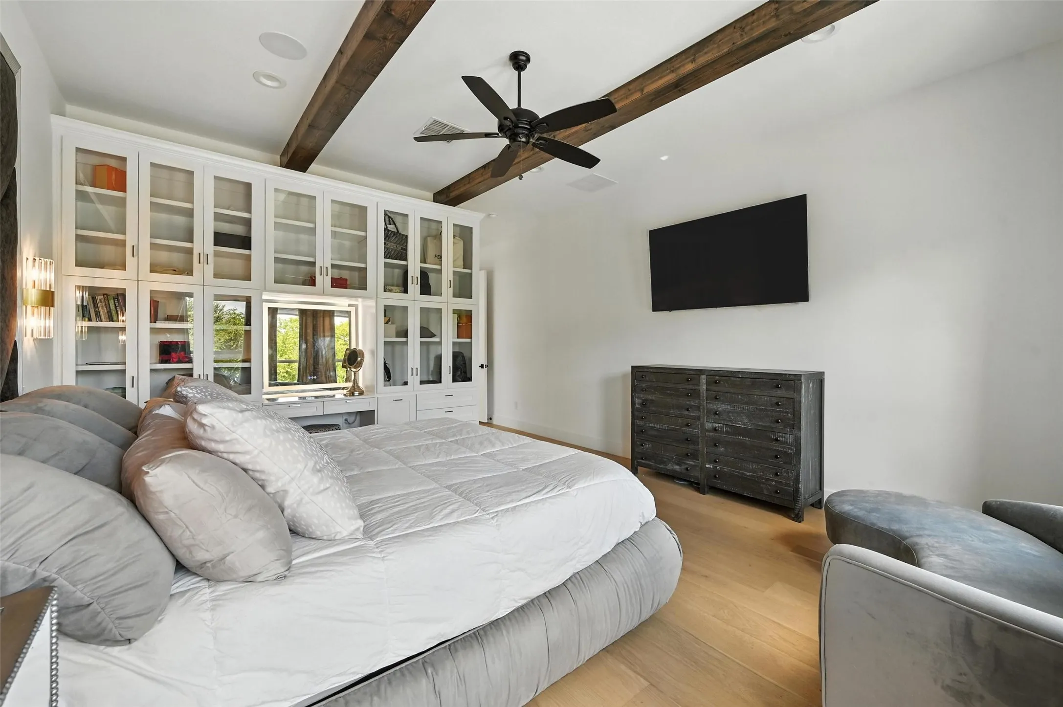 Single Family Residence For Rent in Tarrant County , 5105 Havana Drive, Mansfield, Texas 76063, 4 Bedroom, 4 Bathroom, 3 Garage spaces, 3,718 Sqft, built in 2021, mls#21386818, Real Estate Agent in Mansfield, Homes For Rent in Tarrant county, Homes For Rent in Mansfield, Realtor in Mansfield Texas, Real Estate Brokerage Independent Realty Texas, Luminita Cordes Realtor