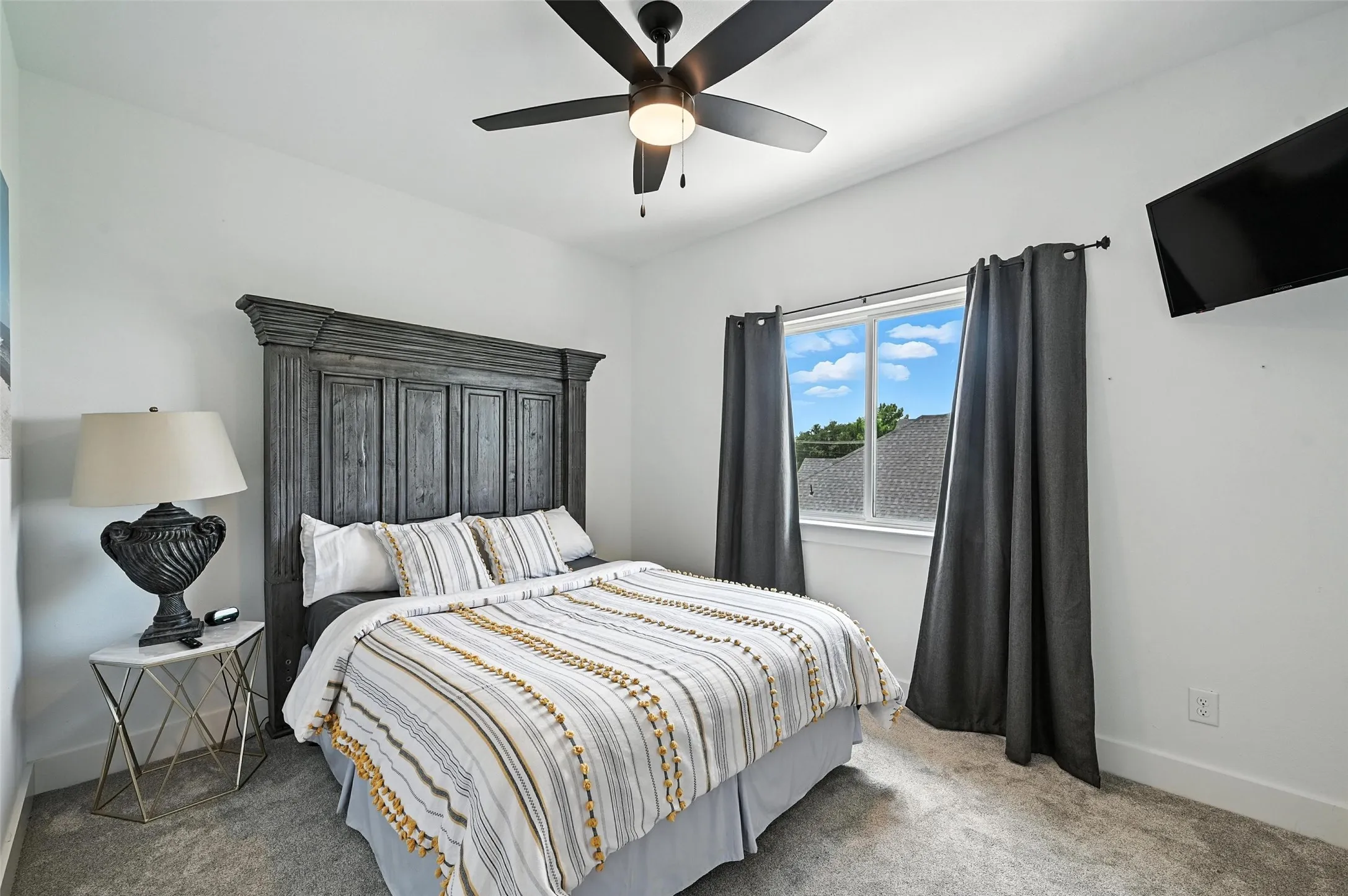 Single Family Residence For Rent in Tarrant County , 5105 Havana Drive, Mansfield, Texas 76063, 4 Bedroom, 4 Bathroom, 3 Garage spaces, 3,718 Sqft, built in 2021, mls#21386818, Real Estate Agent in Mansfield, Homes For Rent in Tarrant county, Homes For Rent in Mansfield, Realtor in Mansfield Texas, Real Estate Brokerage Independent Realty Texas, Luminita Cordes Realtor