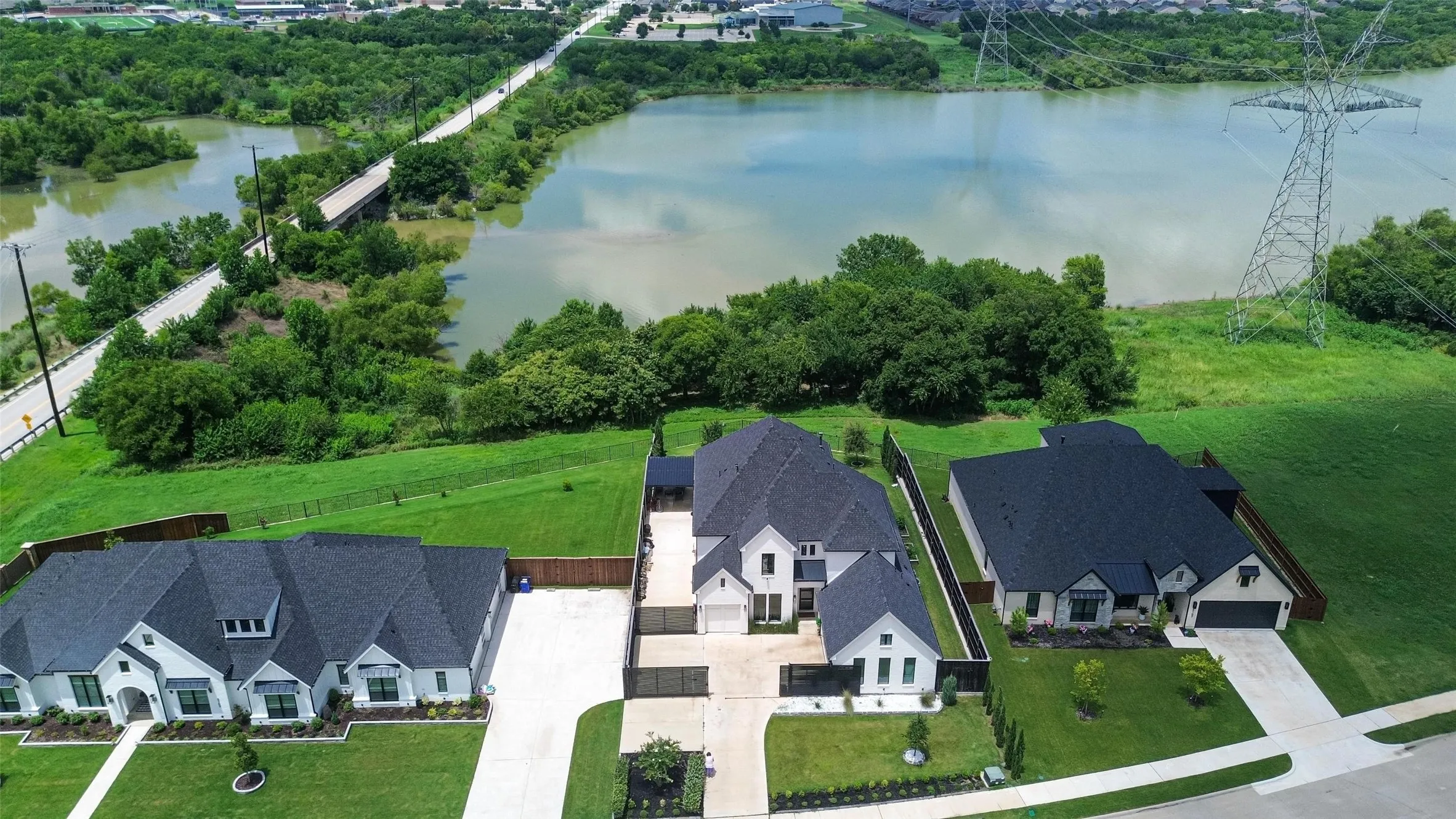 Single Family Residence For Rent in Tarrant County , 5105 Havana Drive, Mansfield, Texas 76063, 4 Bedroom, 4 Bathroom, 3 Garage spaces, 3,718 Sqft, built in 2021, mls#21386818, Real Estate Agent in Mansfield, Homes For Rent in Tarrant county, Homes For Rent in Mansfield, Realtor in Mansfield Texas, Real Estate Brokerage Independent Realty Texas, Luminita Cordes Realtor