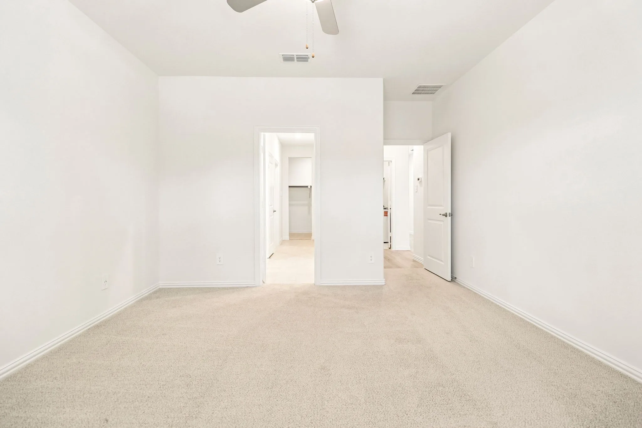 Photo is not of the actual home, but is an inspirational photo of builder’s model home and may depict options, furnishings, and/or decorator features that are not included.