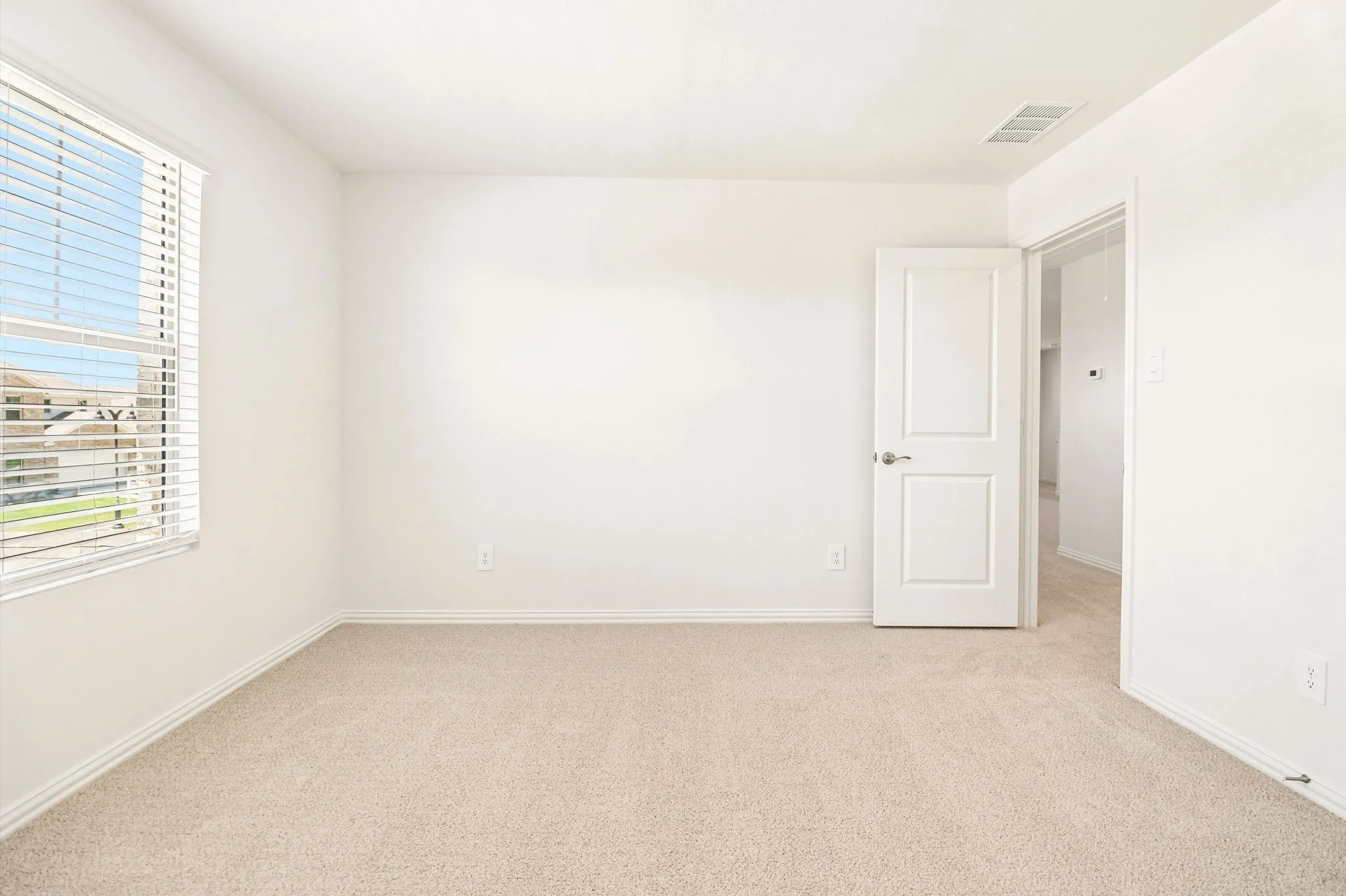 Photo is not of the actual home, but is an inspirational photo of builder’s model home and may depict options, furnishings, and/or decorator features that are not included.