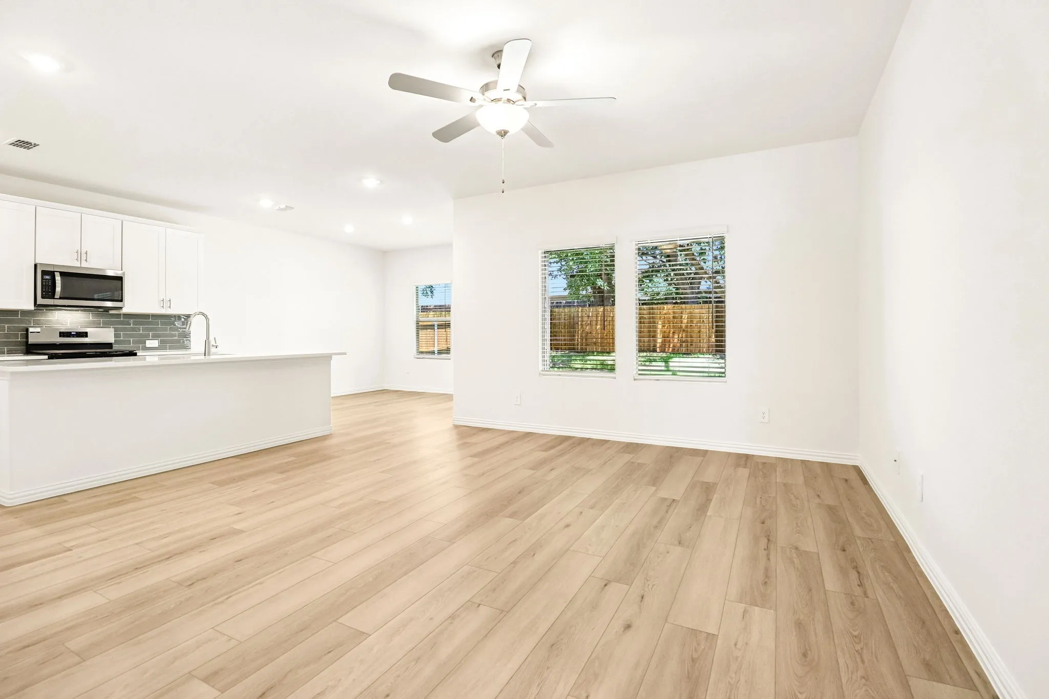 Photo is not of the actual home, but is an inspirational photo of builder’s model home and may depict options, furnishings, and/or decorator features that are not included.