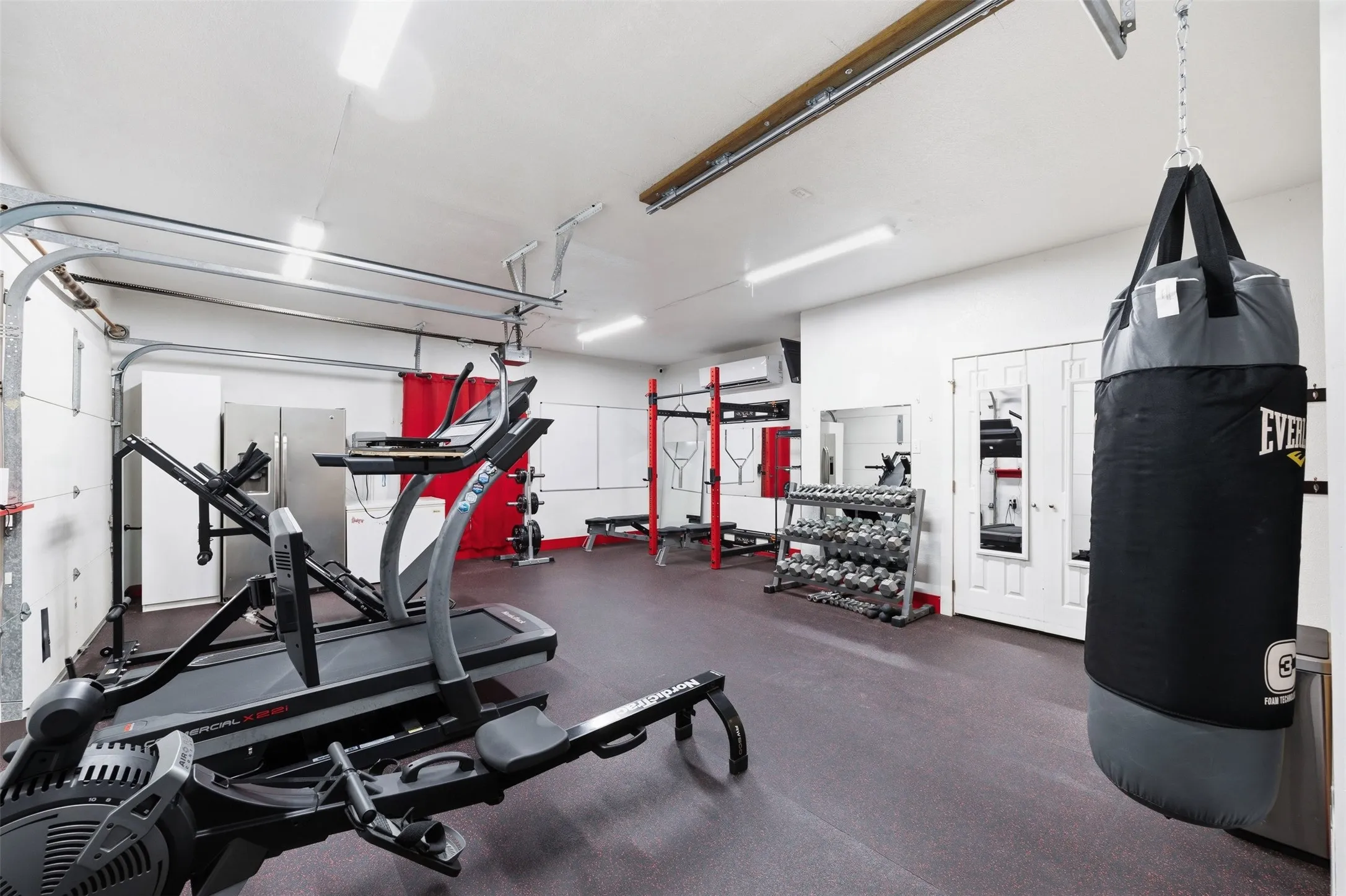 garage is heated and cooled with a full handicap accessible athroom