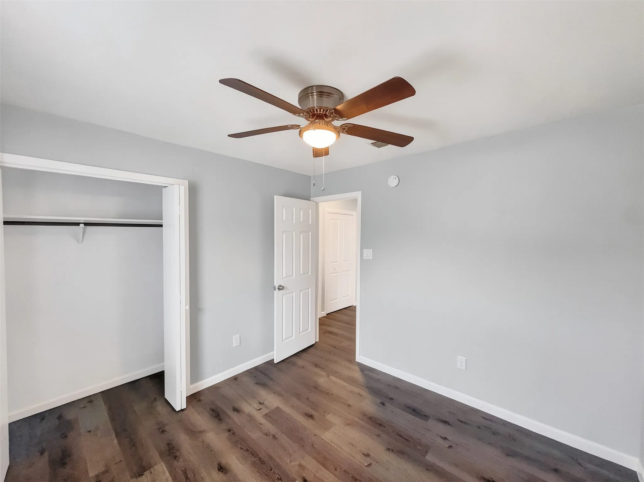 Single Family Residence For Rent in Tarrant County , 109 N Heights Drive, Crowley, Texas 76036, 3 Bedroom, 2 Bathroom, 2 Garage spaces, 1,284 Sqft, built in 1977, mls#21386834, Real Estate Agent in Crowley, Homes For Rent in Tarrant county, Homes For Rent in Crowley, Realtor in Crowley Texas, Real Estate Brokerage Independent Realty Texas, Luminita Cordes Realtor