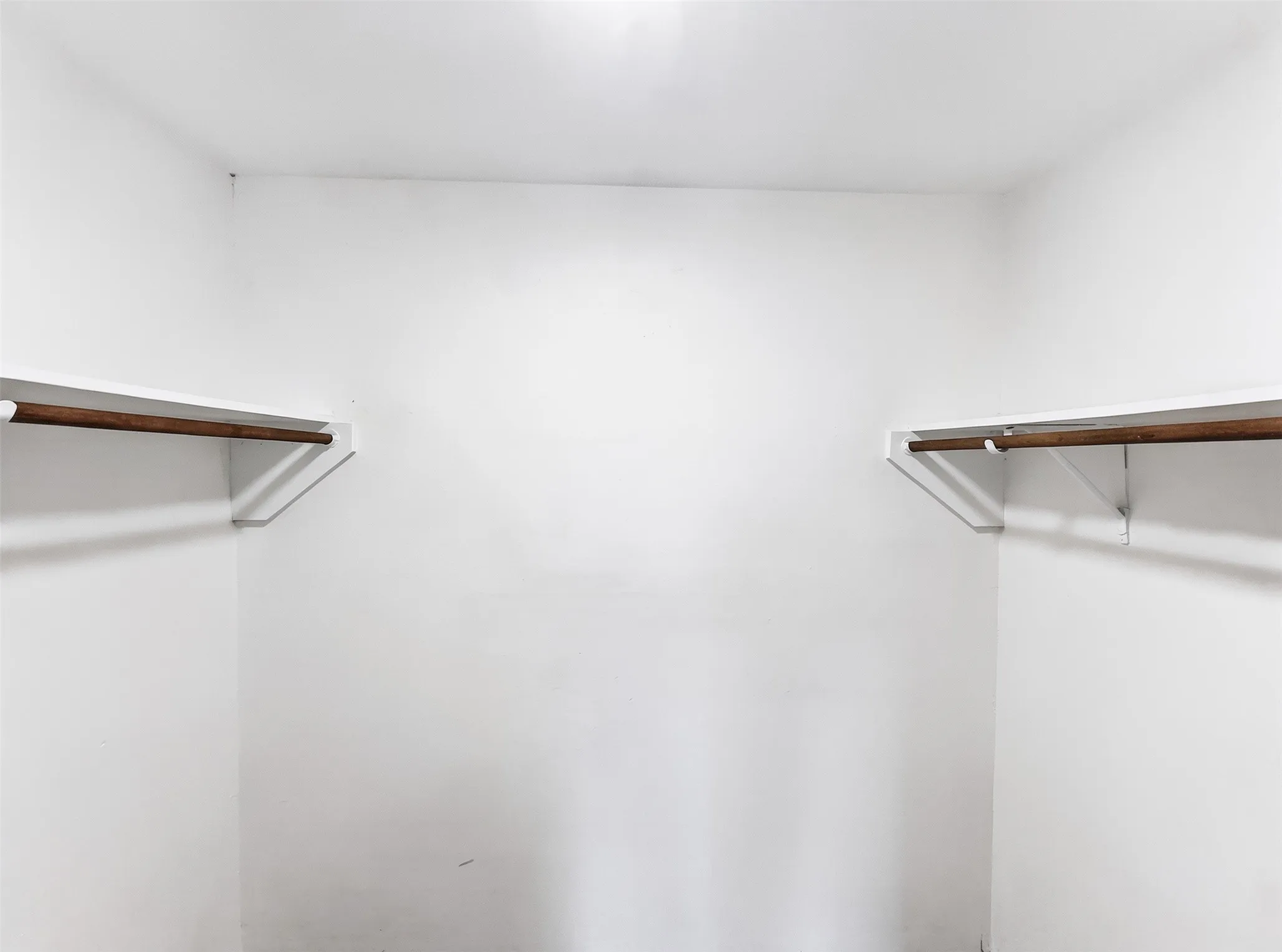 Single Family Residence For Rent in Tarrant County , 109 N Heights Drive, Crowley, Texas 76036, 3 Bedroom, 2 Bathroom, 2 Garage spaces, 1,284 Sqft, built in 1977, mls#21386834, Real Estate Agent in Crowley, Homes For Rent in Tarrant county, Homes For Rent in Crowley, Realtor in Crowley Texas, Real Estate Brokerage Independent Realty Texas, Luminita Cordes Realtor