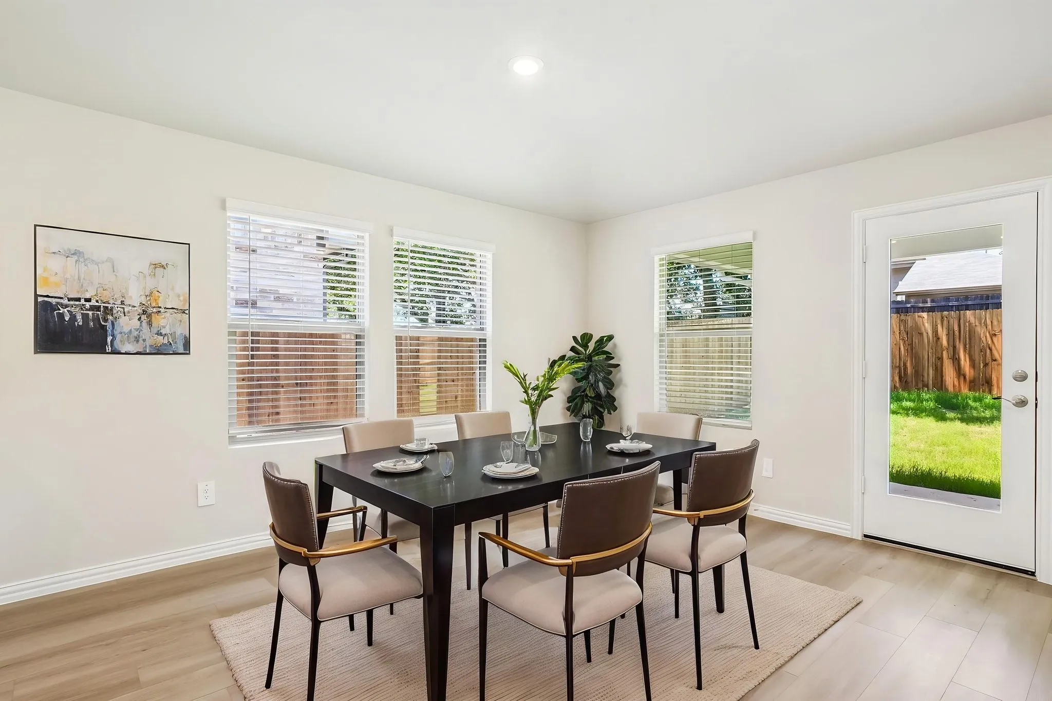 Photo is not of the actual home, but is an inspirational photo of builder’s model home and may depict options, furnishings, and/or decorator features that are not included.