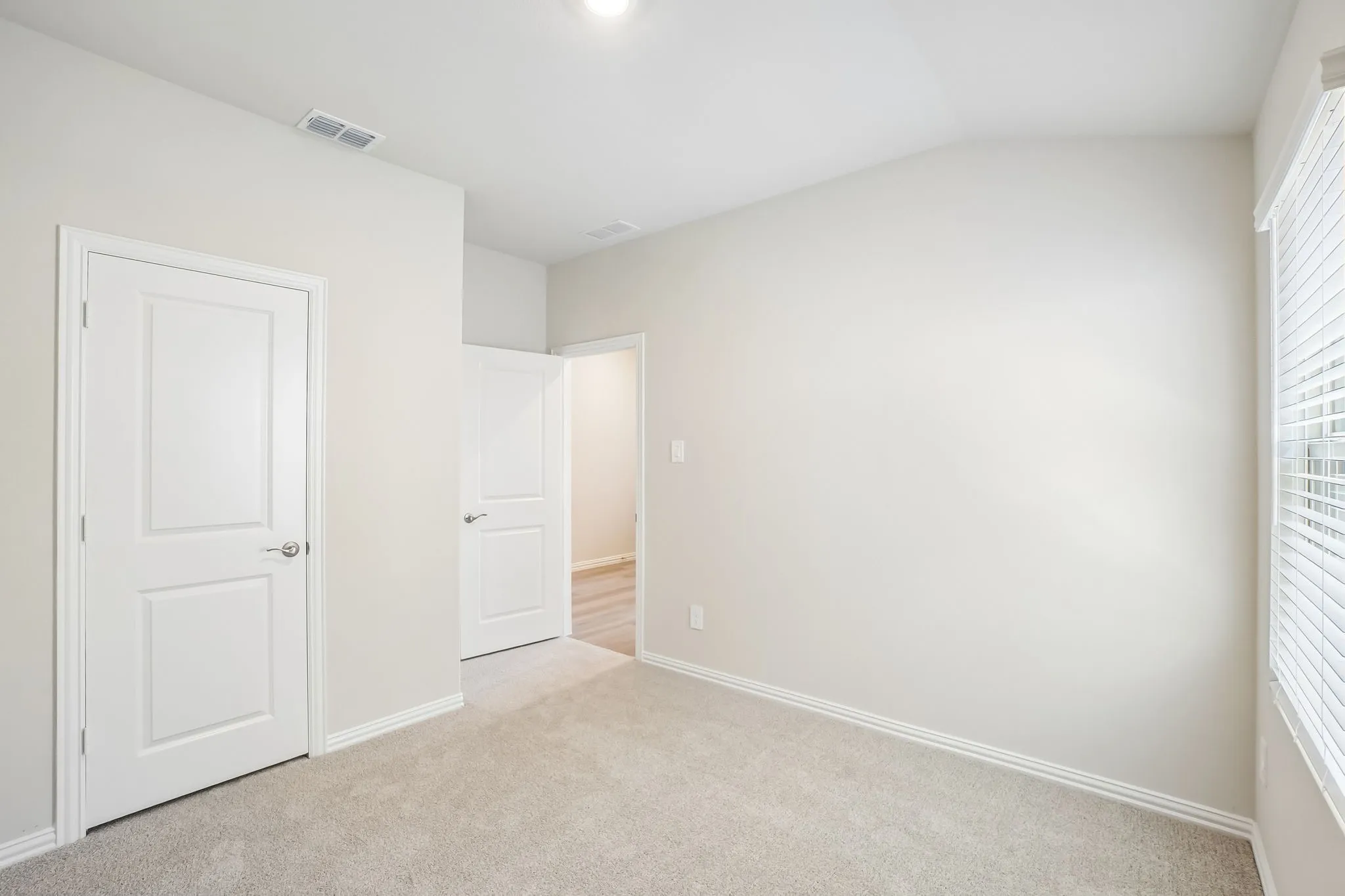 Photo is not of the actual home, but is an inspirational photo of builder’s model home and may depict options, furnishings, and/or decorator features that are not included.