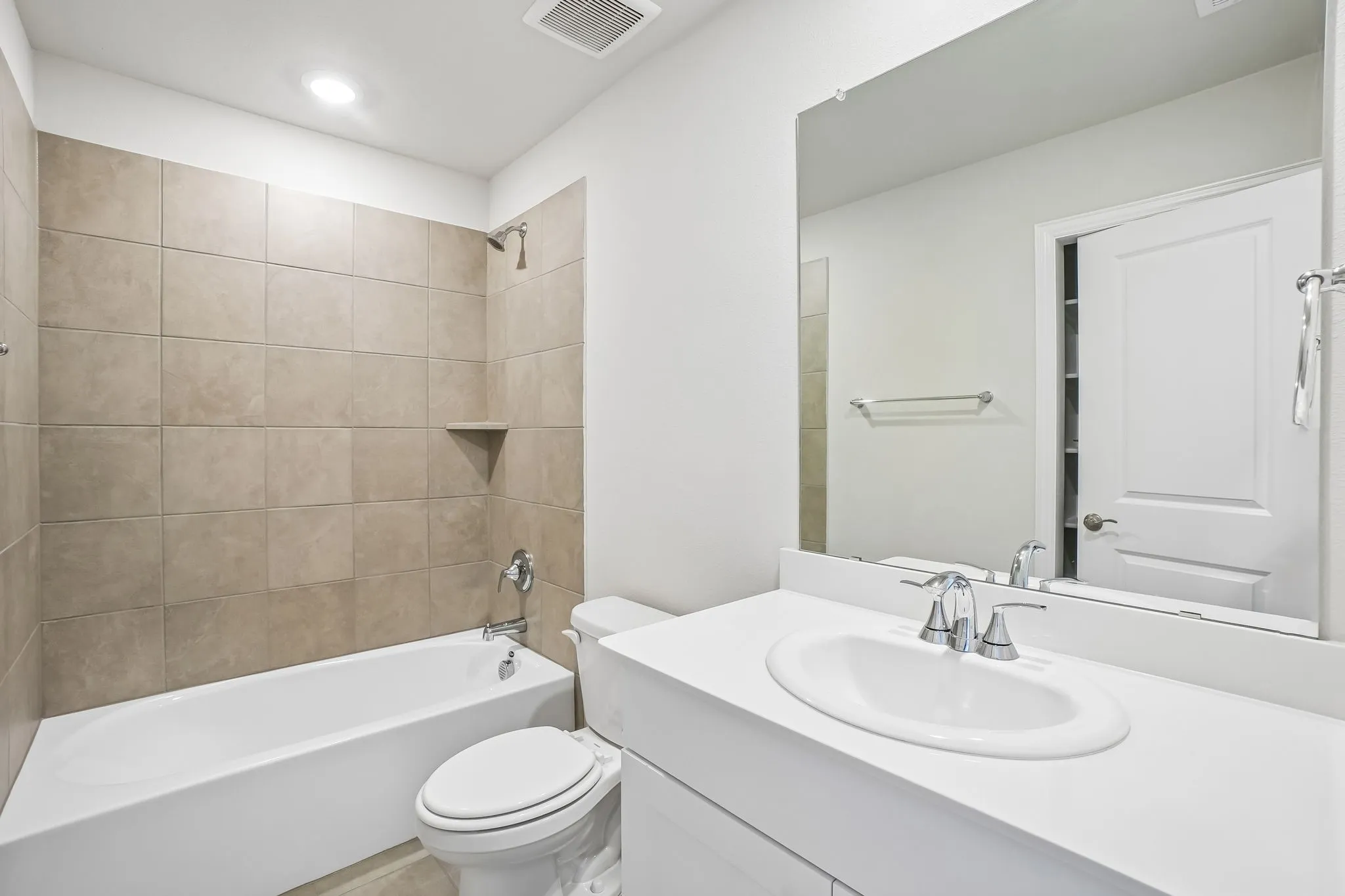 Photo is not of the actual home, but is an inspirational photo of builder’s model home and may depict options, furnishings, and/or decorator features that are not included.