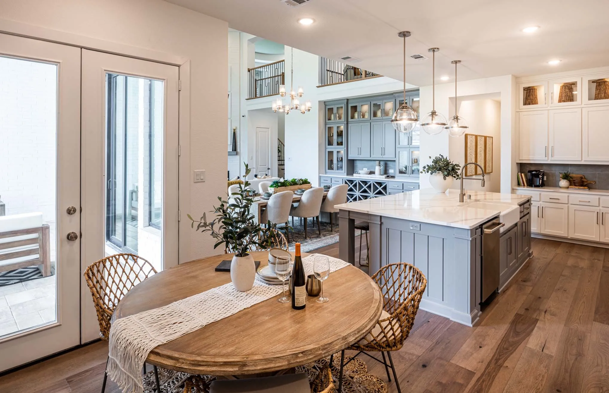 Single Family Residence For Sale in Denton County , 1721 Sandbrock Drive, Aubrey, Texas 76227, 5 Bedroom, 6 Bathroom, 2 Garage spaces, 4,354 Sqft, built in 2021, mls#21386811, Real Estate Agent in Aubrey, Homes For Sale in Denton county, Homes For Sale in Aubrey, Realtor in Aubrey Texas, Real Estate Brokerage Independent Realty Texas, Luminita Cordes Realtor