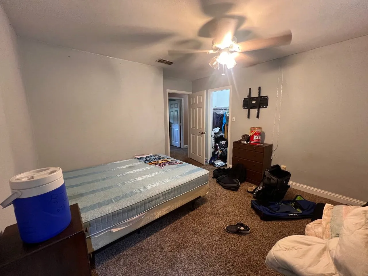 Single Family Residence For Sale in Upshur County , 379 Joy Drive, Ore City, Texas 75683, 3 Bedroom, 2 Bathroom, 2 Garage spaces, 1,992 Sqft, built in 1976, mls#21386764, Real Estate Agent in Ore City, Homes For Sale in Upshur county, Homes For Sale in Ore City, Realtor in Ore City Texas, Real Estate Brokerage Independent Realty Texas, Luminita Cordes Realtor