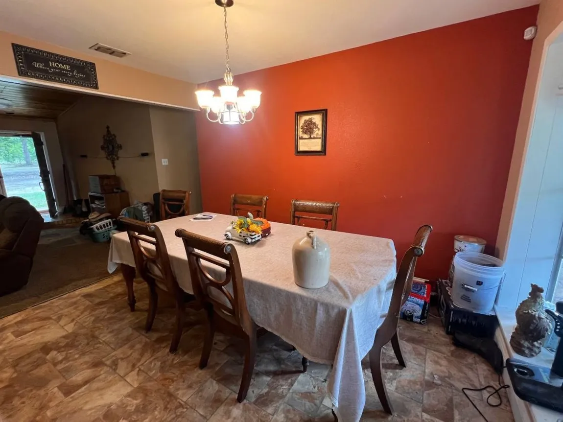 Single Family Residence For Sale in Upshur County , 379 Joy Drive, Ore City, Texas 75683, 3 Bedroom, 2 Bathroom, 2 Garage spaces, 1,992 Sqft, built in 1976, mls#21386764, Real Estate Agent in Ore City, Homes For Sale in Upshur county, Homes For Sale in Ore City, Realtor in Ore City Texas, Real Estate Brokerage Independent Realty Texas, Luminita Cordes Realtor