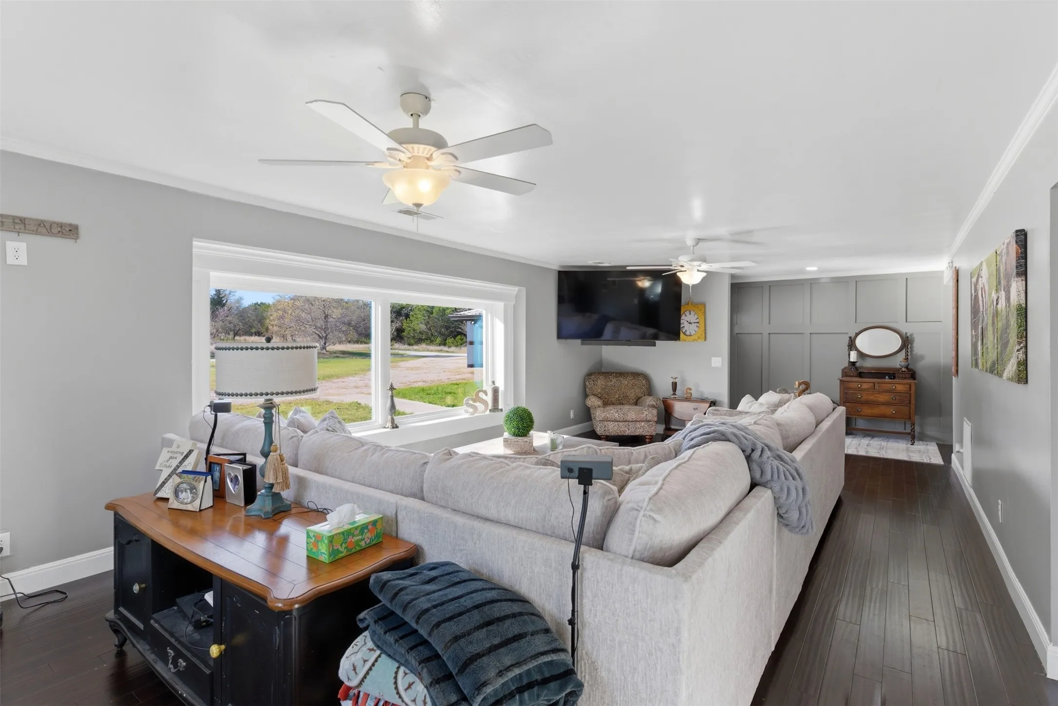Farm For Sale in Lampasas County , 1115 County Road 2102, Lometa, Texas 76853, 4 Bedroom, 3 Bathroom, 2 Garage spaces, 2,995 Sqft, built in 1989, mls#21386349, Real Estate Agent in Lometa, Homes For Sale in Lampasas county, Homes For Sale in Lometa, Realtor in Lometa Texas, Real Estate Brokerage Independent Realty Texas, Luminita Cordes Realtor