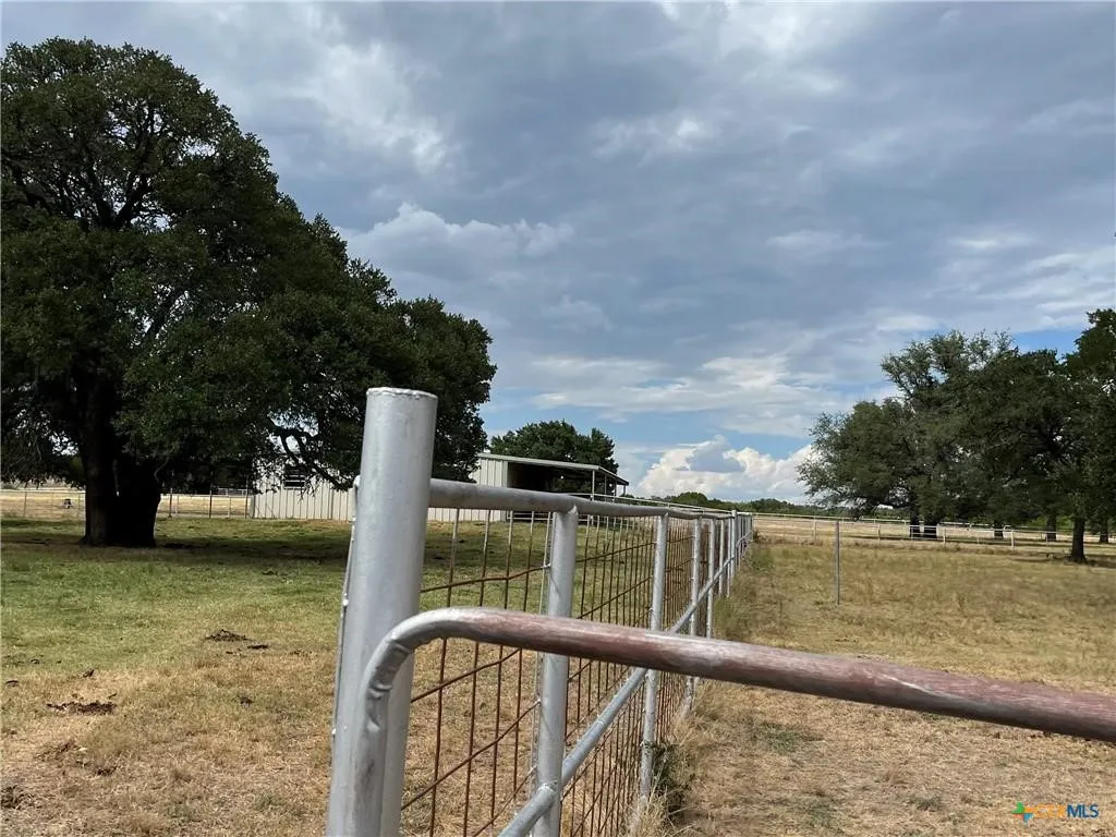Ranch For Sale in Lampasas County , 4009 N Highway 183, Lampasas, Texas 76550, 0, 0, Garage spaces, 0 Sqft, built in 1950, mls#21385698, Real Estate Agent in Lampasas, Homes For Sale in Lampasas county, Homes For Sale in Lampasas, Realtor in Lampasas Texas, Real Estate Brokerage Independent Realty Texas, Luminita Cordes Realtor