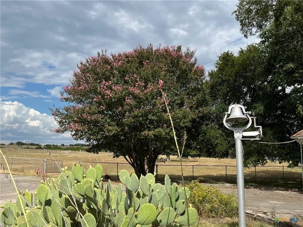 Ranch For Sale in Lampasas County , 4009 N Highway 183, Lampasas, Texas 76550, 0, 0, Garage spaces, 0 Sqft, built in 1950, mls#21385698, Real Estate Agent in Lampasas, Homes For Sale in Lampasas county, Homes For Sale in Lampasas, Realtor in Lampasas Texas, Real Estate Brokerage Independent Realty Texas, Luminita Cordes Realtor