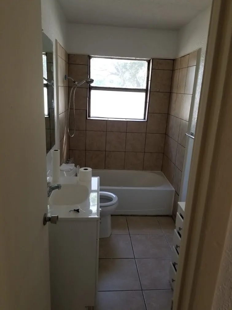 Single Family Residence For Rent in Dallas County , 3261 Santiago Drive, Mesquite, Texas 75150, 4 Bedroom, 2 Bathroom, Garage spaces, 1,065 Sqft, built in 1960, mls#21386855, Real Estate Agent in Mesquite, Homes For Rent in Dallas county, Homes For Rent in Mesquite, Realtor in Mesquite Texas, Real Estate Brokerage Independent Realty Texas, Luminita Cordes Realtor