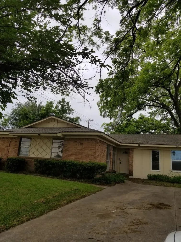 Single Family Residence For Rent in Dallas County , 3261 Santiago Drive, Mesquite, Texas 75150, 4 Bedroom, 2 Bathroom, Garage spaces, 1,065 Sqft, built in 1960, mls#21386855, Real Estate Agent in Mesquite, Homes For Rent in Dallas county, Homes For Rent in Mesquite, Realtor in Mesquite Texas, Real Estate Brokerage Independent Realty Texas, Luminita Cordes Realtor