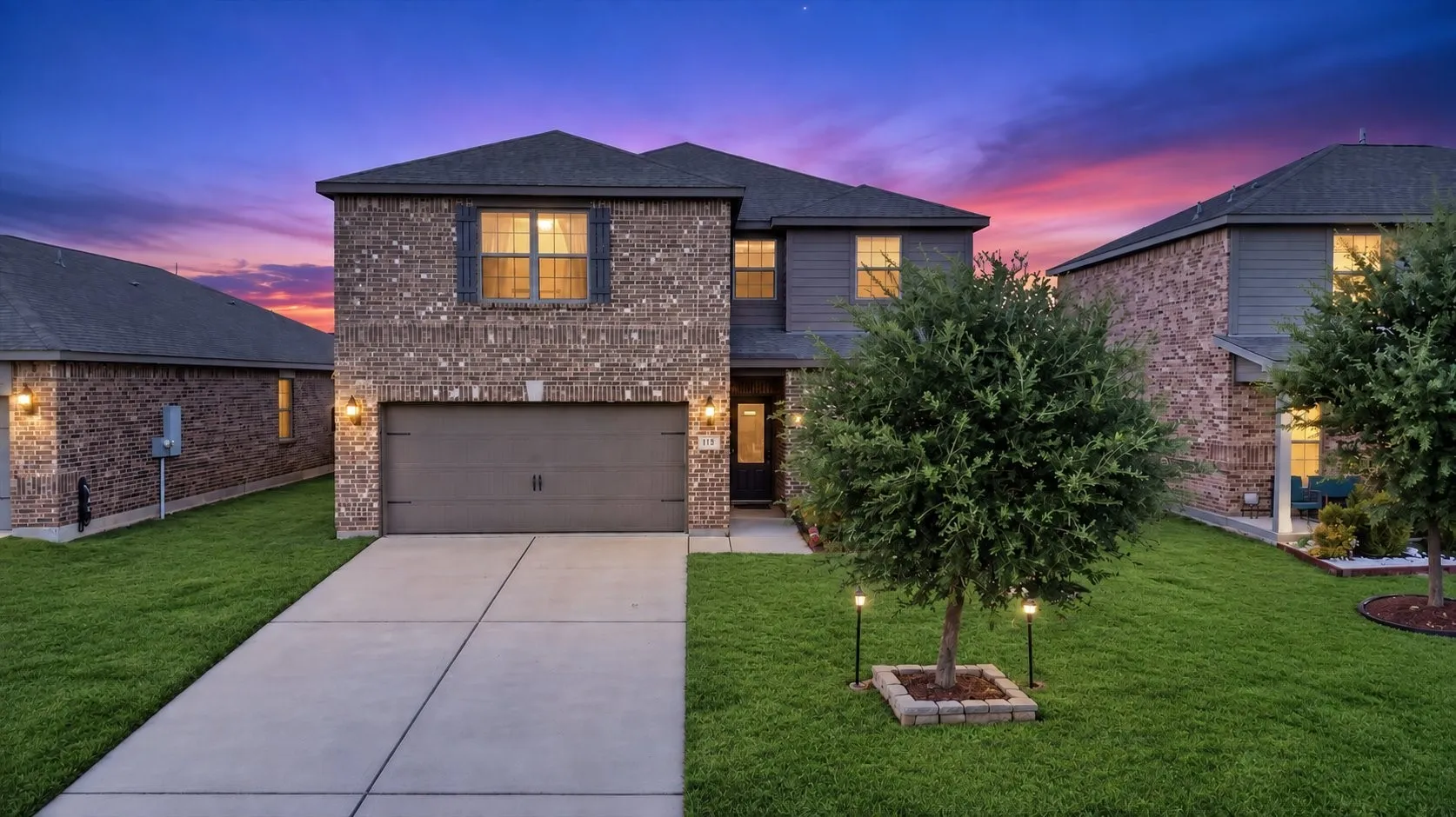 Single Family Residence For Sale in Collin County , 301 Aaron Street, Anna, Texas 75409, 5 Bedroom, 3 Bathroom, 2 Garage spaces, 2,703 Sqft, built in 2019, mls#21378847, Real Estate Agent in Anna, Homes For Sale in Collin county, Homes For Sale in Anna, Realtor in Anna Texas, Real Estate Brokerage Independent Realty Texas, Luminita Cordes Realtor