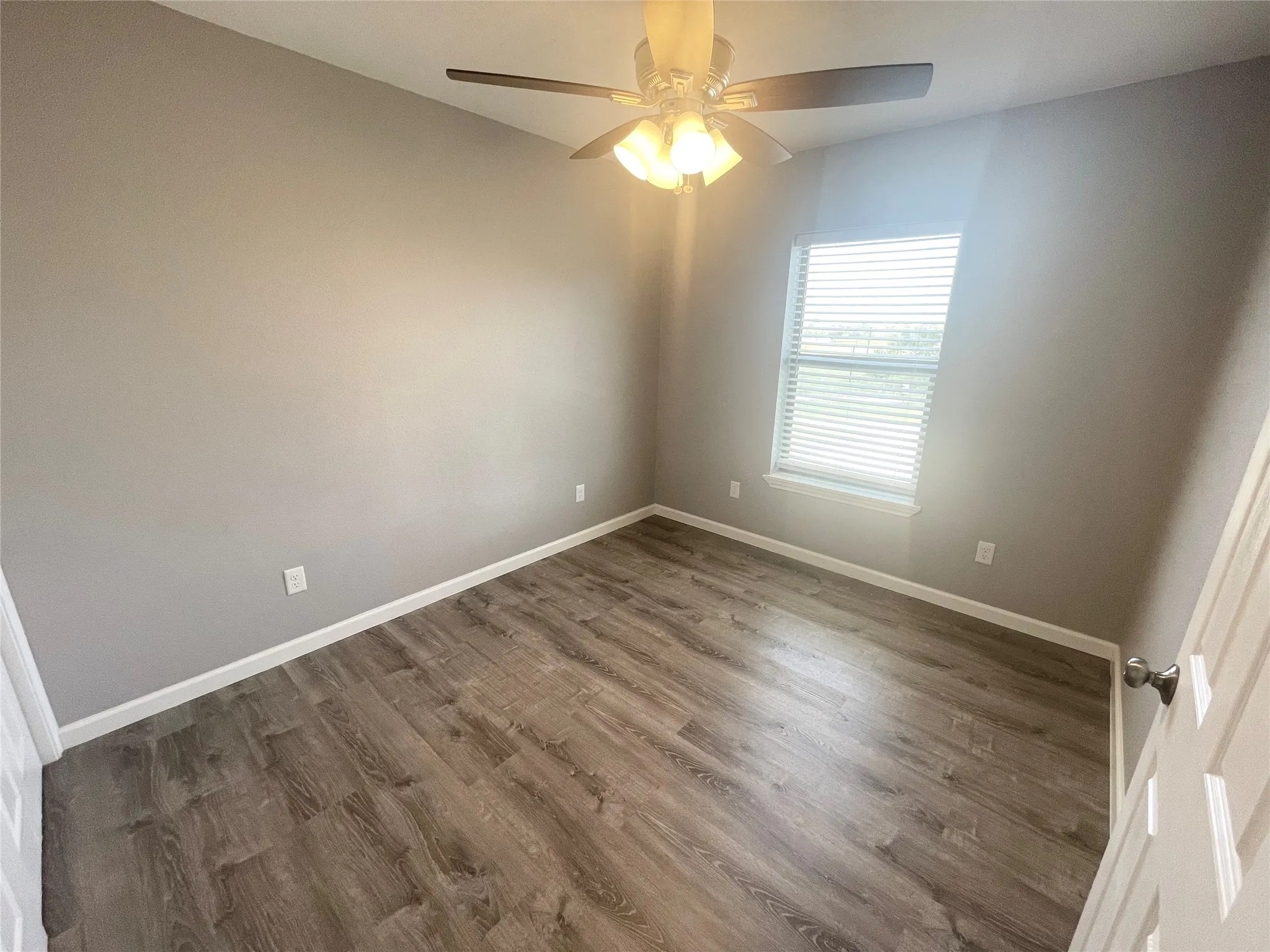 Townhouse For Rent in Parker County , 120 Ridgmar Drive 103, Weatherford, Texas 76088, 3 Bedroom, 3 Bathroom, 1 Garage spaces, 1,389 Sqft, built in 2019, mls#21386849, Real Estate Agent in Weatherford, Homes For Rent in Parker county, Homes For Rent in Weatherford, Realtor in Weatherford Texas, Real Estate Brokerage Independent Realty Texas, Luminita Cordes Realtor