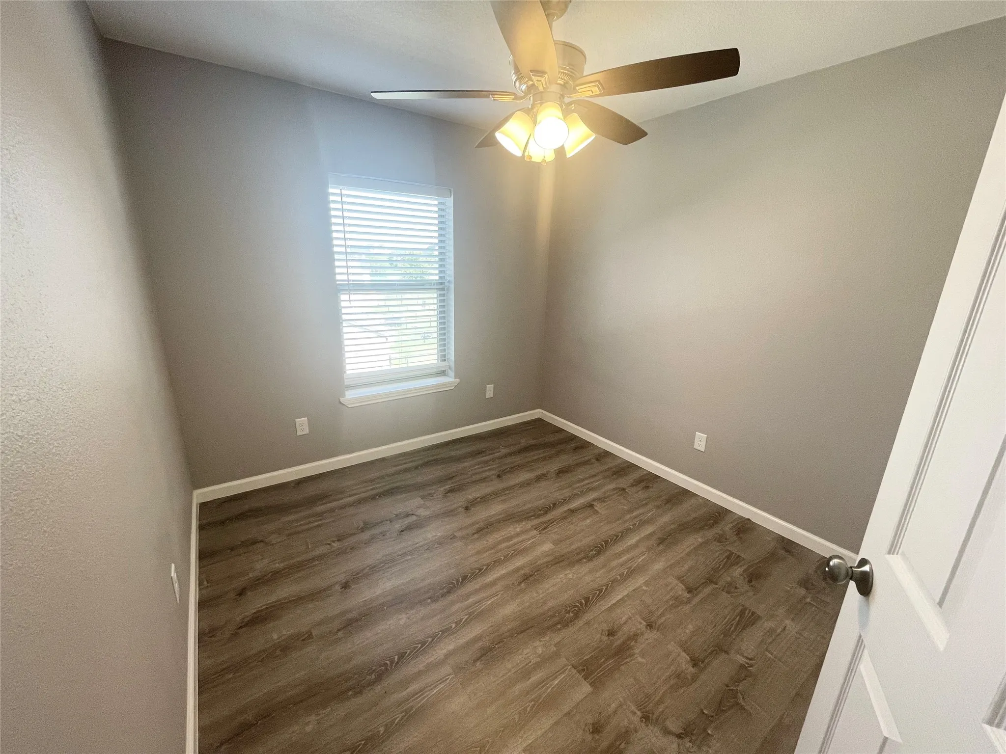 Townhouse For Rent in Parker County , 120 Ridgmar Drive 103, Weatherford, Texas 76088, 3 Bedroom, 3 Bathroom, 1 Garage spaces, 1,389 Sqft, built in 2019, mls#21386849, Real Estate Agent in Weatherford, Homes For Rent in Parker county, Homes For Rent in Weatherford, Realtor in Weatherford Texas, Real Estate Brokerage Independent Realty Texas, Luminita Cordes Realtor