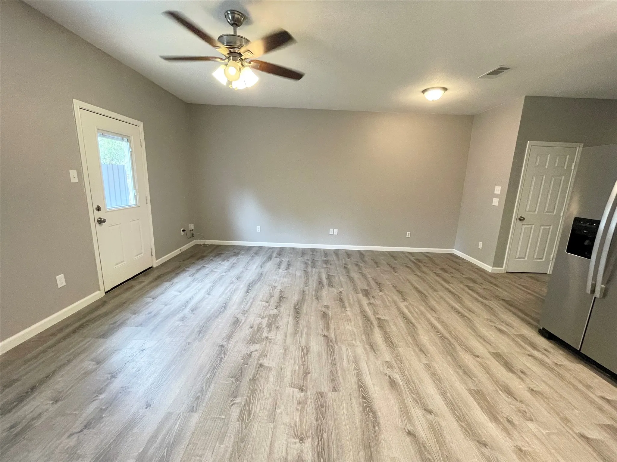 Townhouse For Rent in Parker County , 120 Ridgmar Drive 103, Weatherford, Texas 76088, 3 Bedroom, 3 Bathroom, 1 Garage spaces, 1,389 Sqft, built in 2019, mls#21386849, Real Estate Agent in Weatherford, Homes For Rent in Parker county, Homes For Rent in Weatherford, Realtor in Weatherford Texas, Real Estate Brokerage Independent Realty Texas, Luminita Cordes Realtor