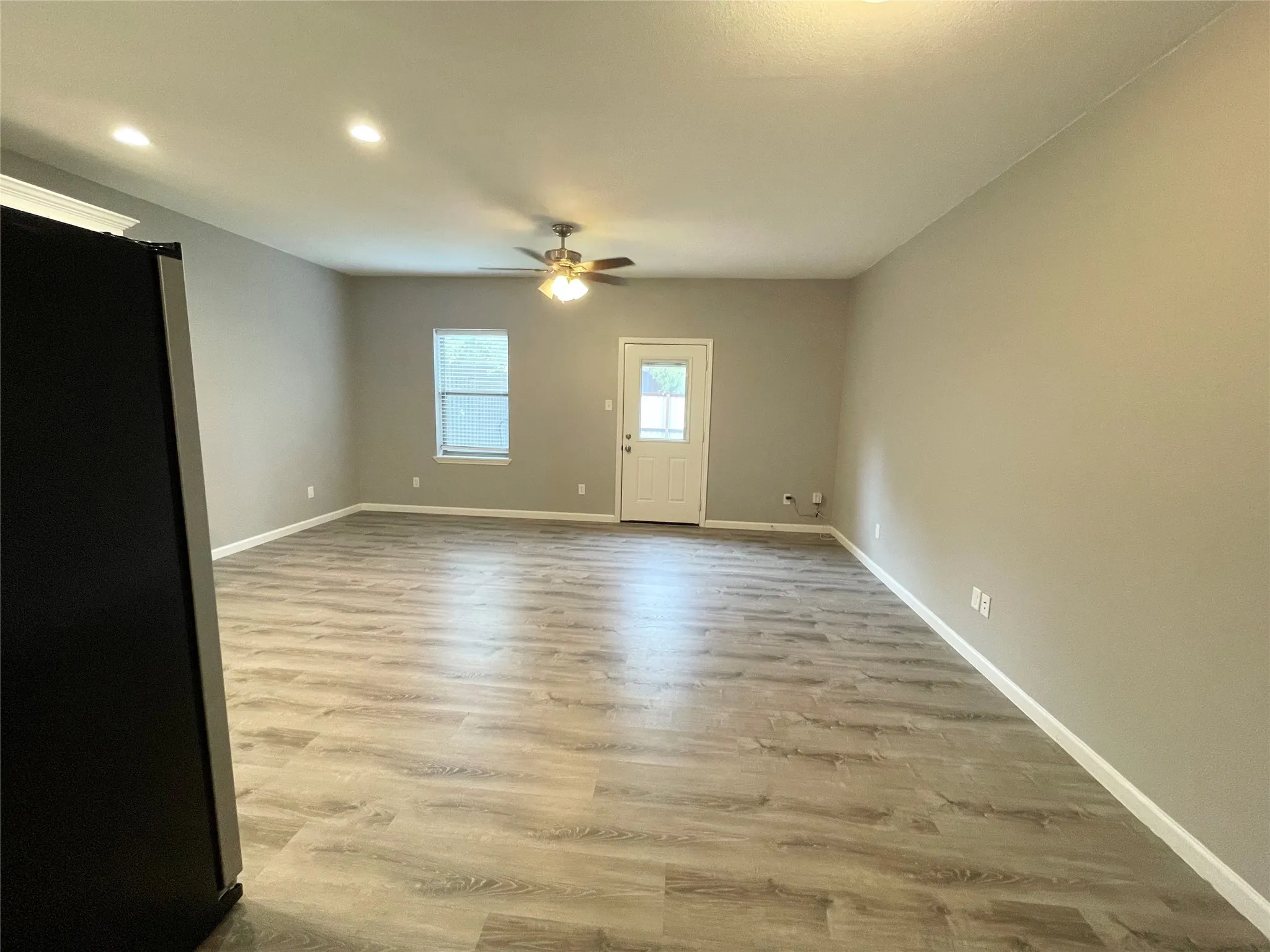 Townhouse For Rent in Parker County , 120 Ridgmar Drive 103, Weatherford, Texas 76088, 3 Bedroom, 3 Bathroom, 1 Garage spaces, 1,389 Sqft, built in 2019, mls#21386849, Real Estate Agent in Weatherford, Homes For Rent in Parker county, Homes For Rent in Weatherford, Realtor in Weatherford Texas, Real Estate Brokerage Independent Realty Texas, Luminita Cordes Realtor