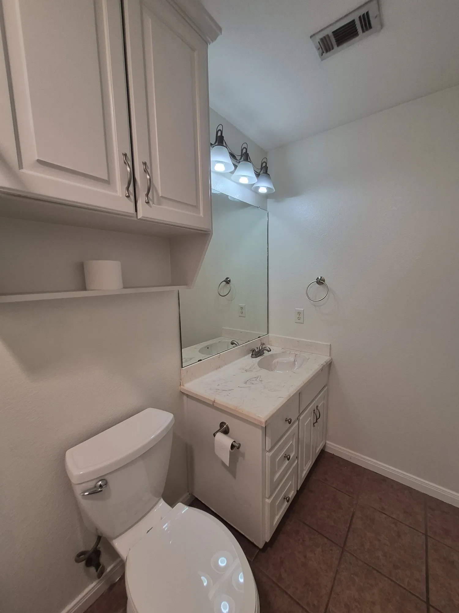 Single Family Residence For Sale in Mc Lennan County , 5517 Stillhouse Hollow, Waco, Texas 76708, 4 Bedroom, 2 Bathroom, 2 Garage spaces, 1,823 Sqft, built in 2003, mls#21386211, Real Estate Agent in Waco, Homes For Sale in Mc Lennan county, Homes For Sale in Waco, Realtor in Waco Texas, Real Estate Brokerage Independent Realty Texas, Luminita Cordes Realtor